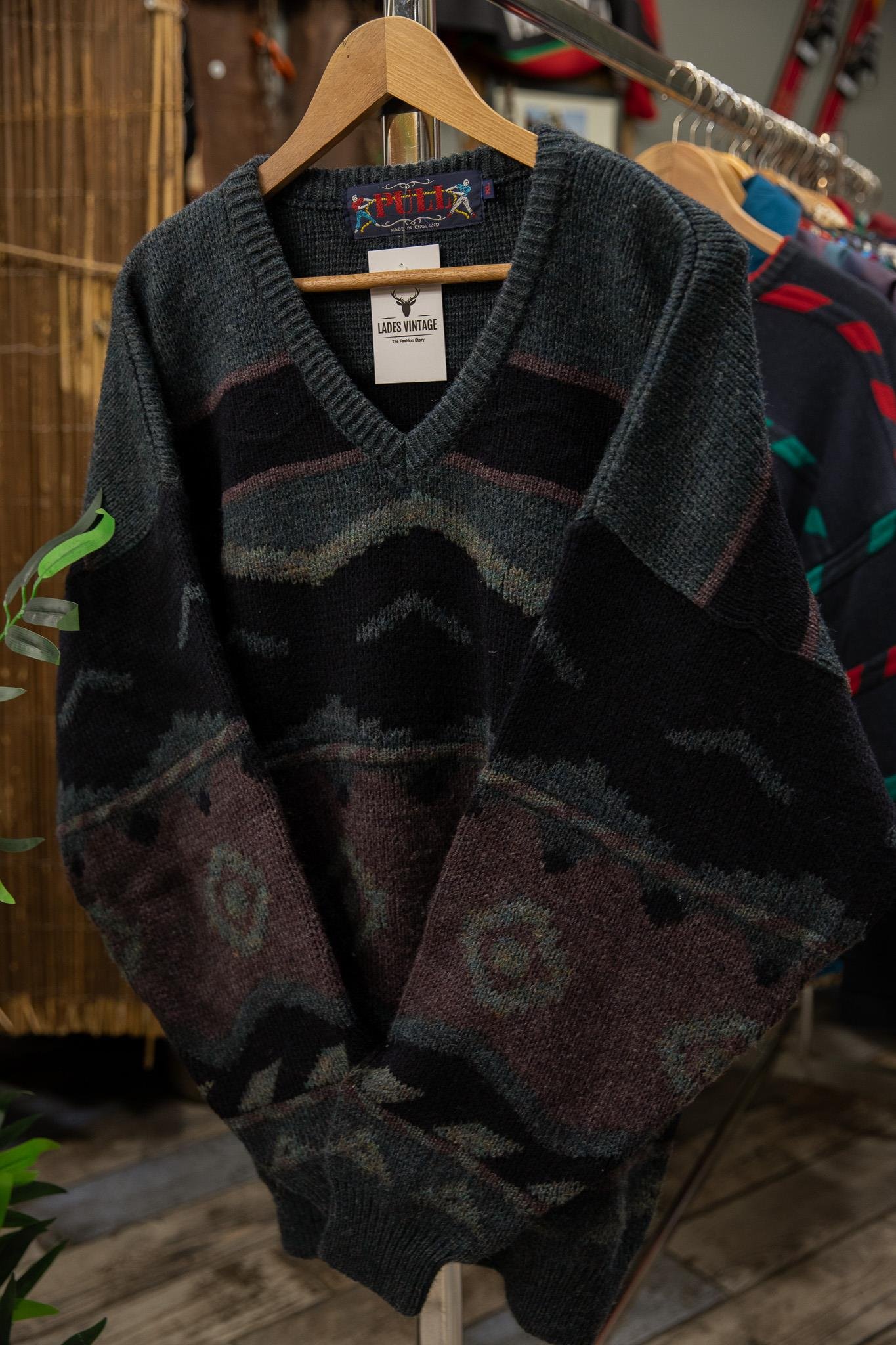 MADE IN ENGLAND PULL V Yaka Unisex Kazak