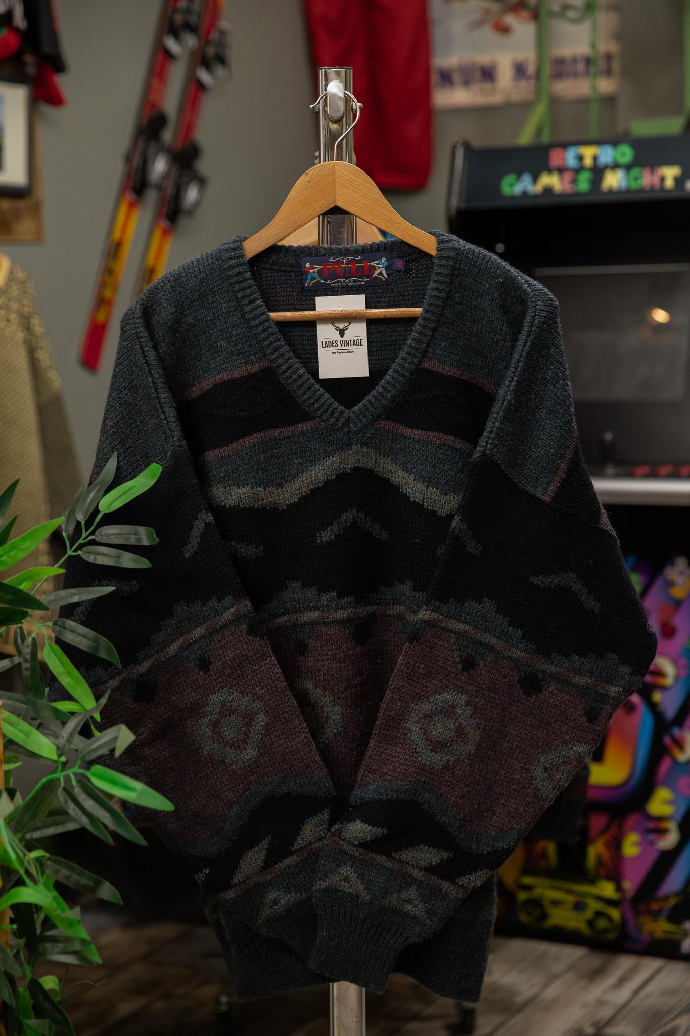 MADE IN ENGLAND PULL V Yaka Unisex Kazak