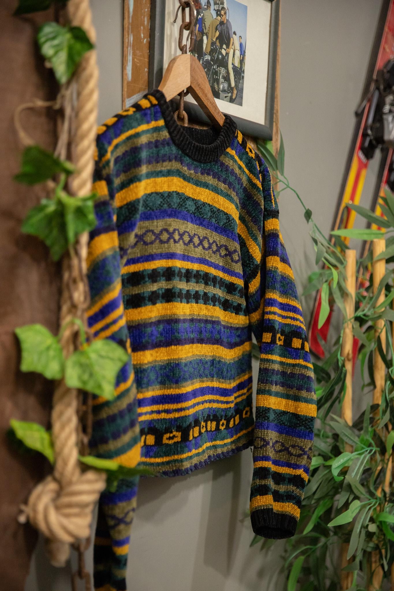 Mosaic Pullover Crop Kazak