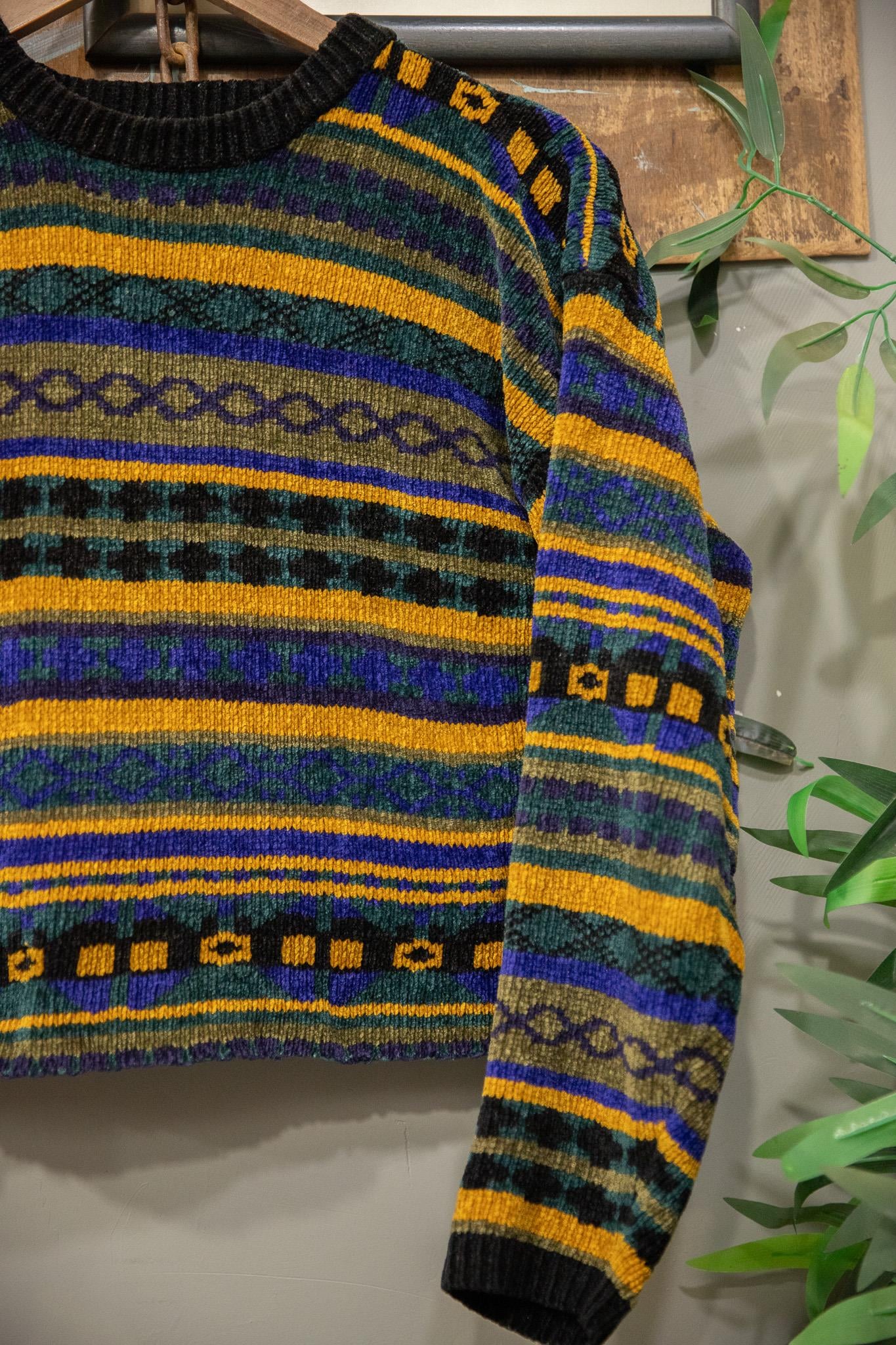 Mosaic Pullover Crop Kazak