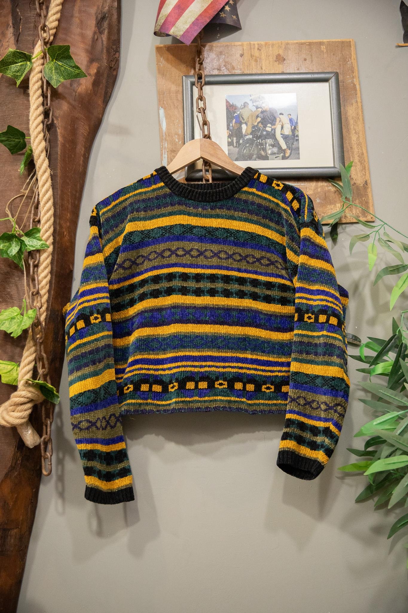 Mosaic Pullover Crop Kazak