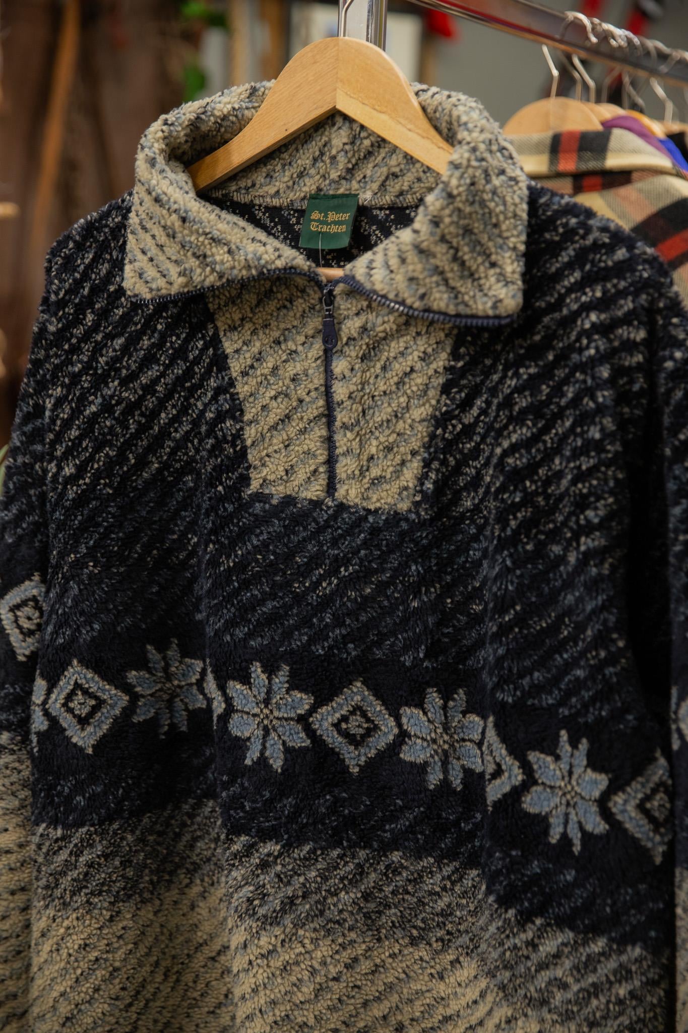 St. Petter Model Unisex Polar