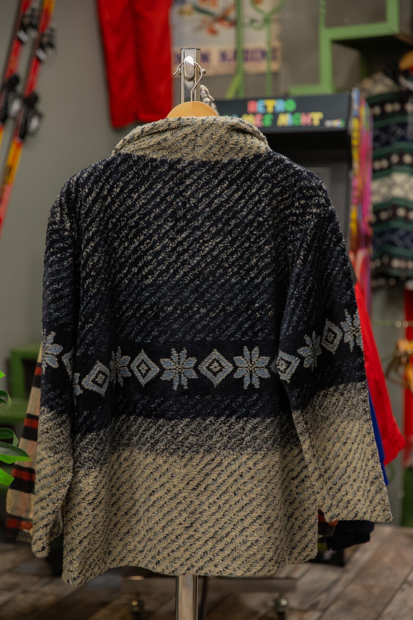 St. Petter Model Unisex Polar