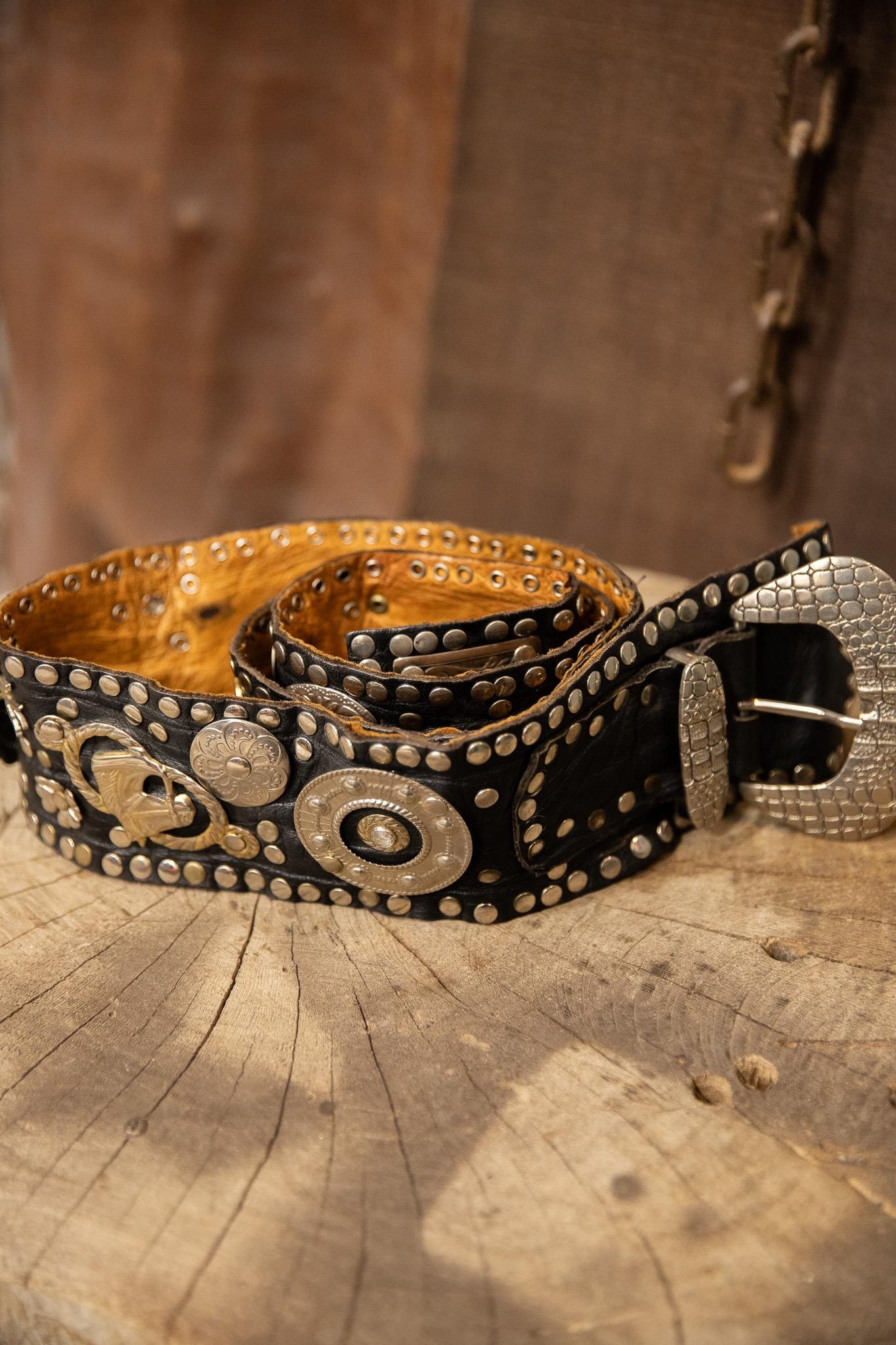 Studded Leather Kemer