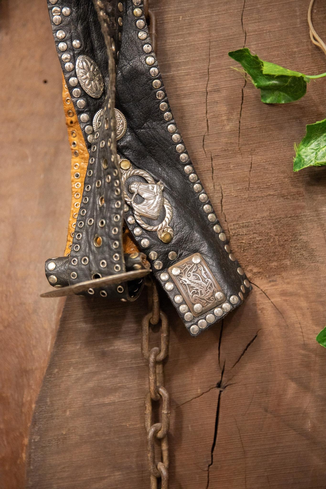 Studded Leather Kemer