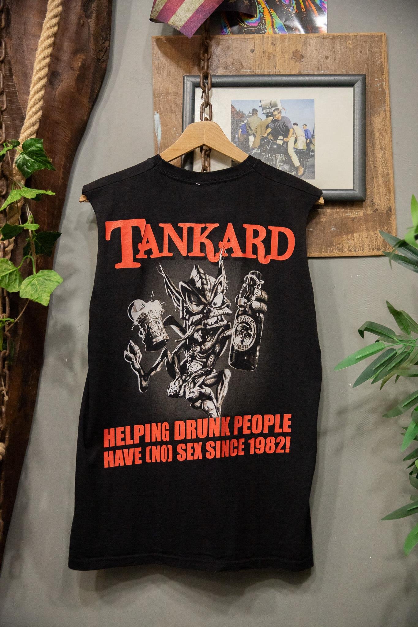 TANKARD 90s T-Shirt