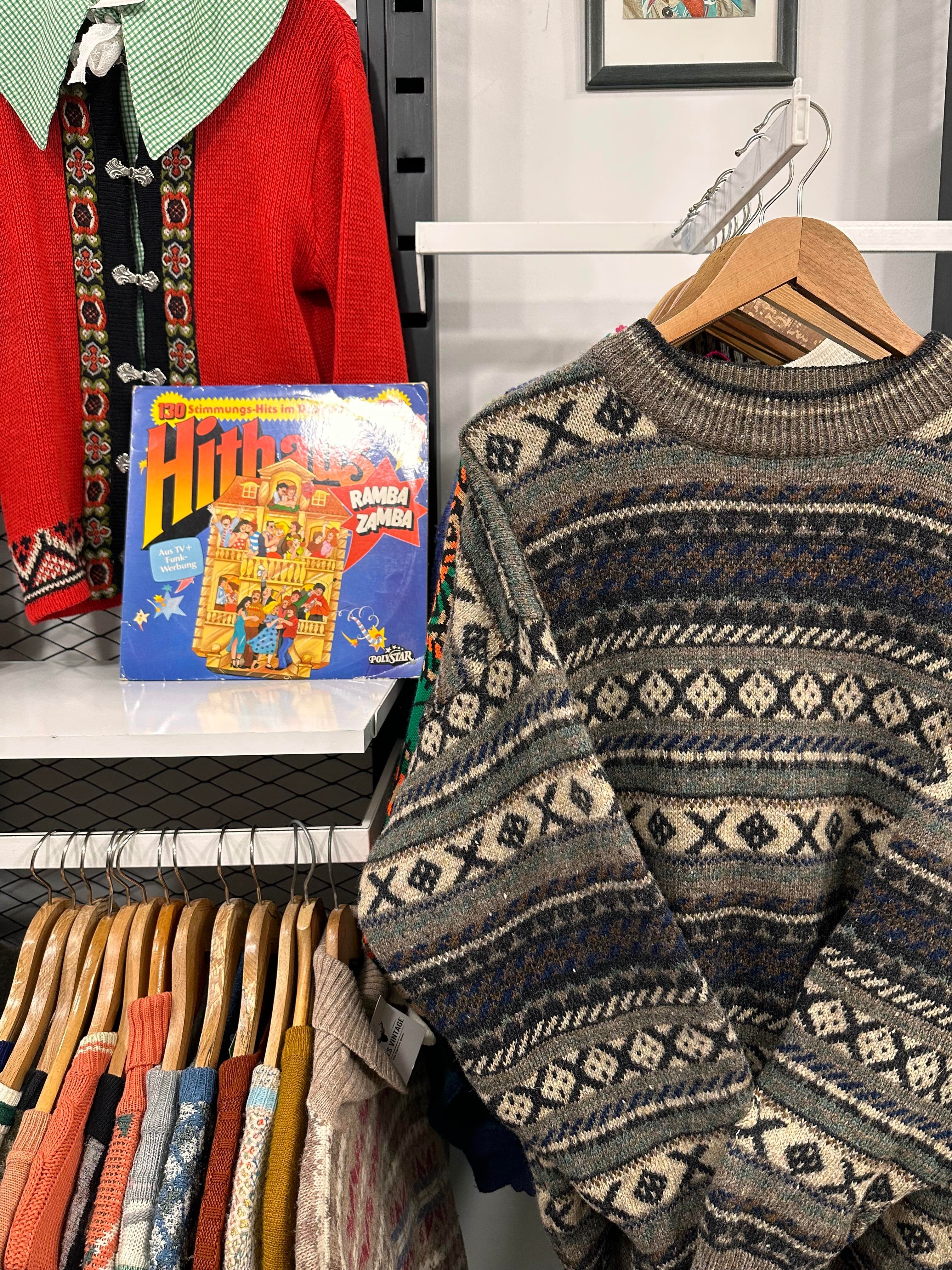 Vintage Burtons Wool Unisex Kazak