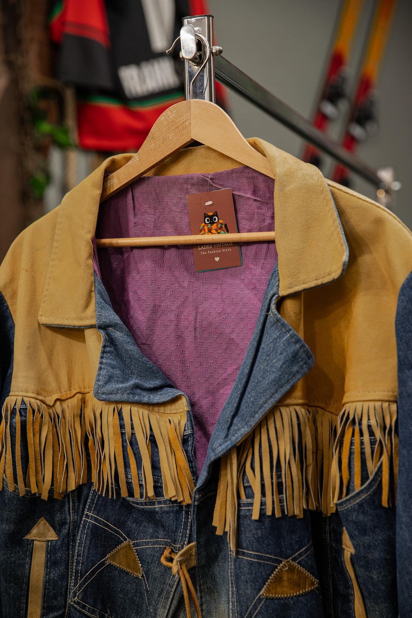 WESTERN MODEL KOT CEKET