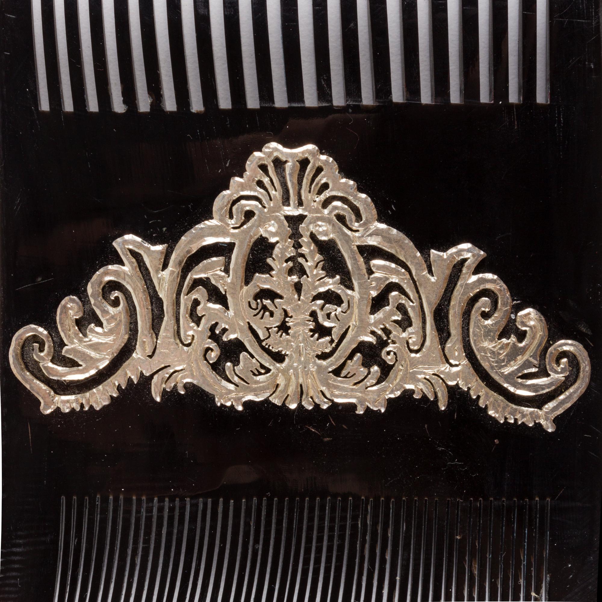 GÜMÜŞ İŞLEMELİ TARAK