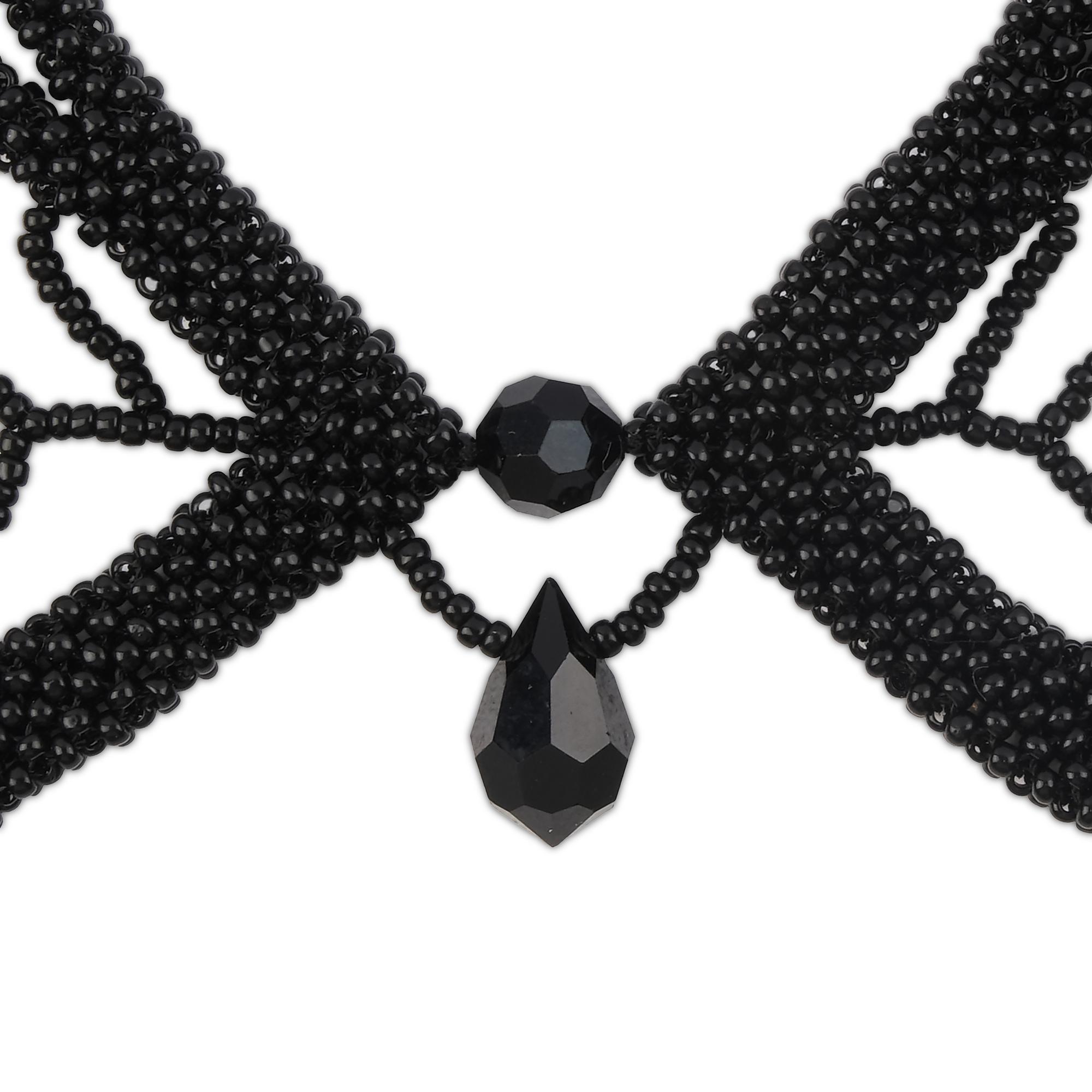 İNCİ BONCUK İŞLEMELİ YAKA