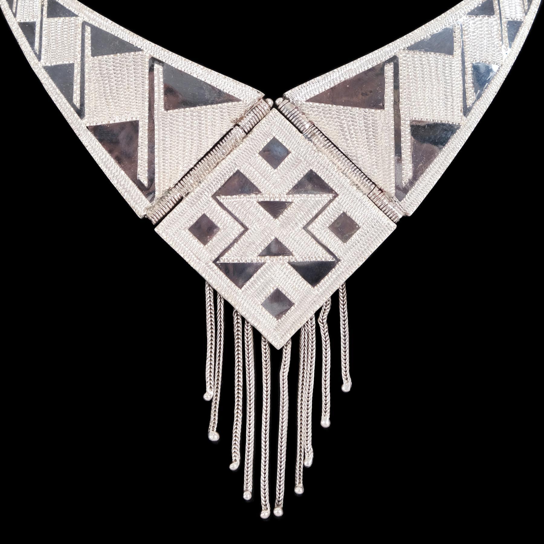 KURTAĞZI MOTİFLİ GERDANLIK