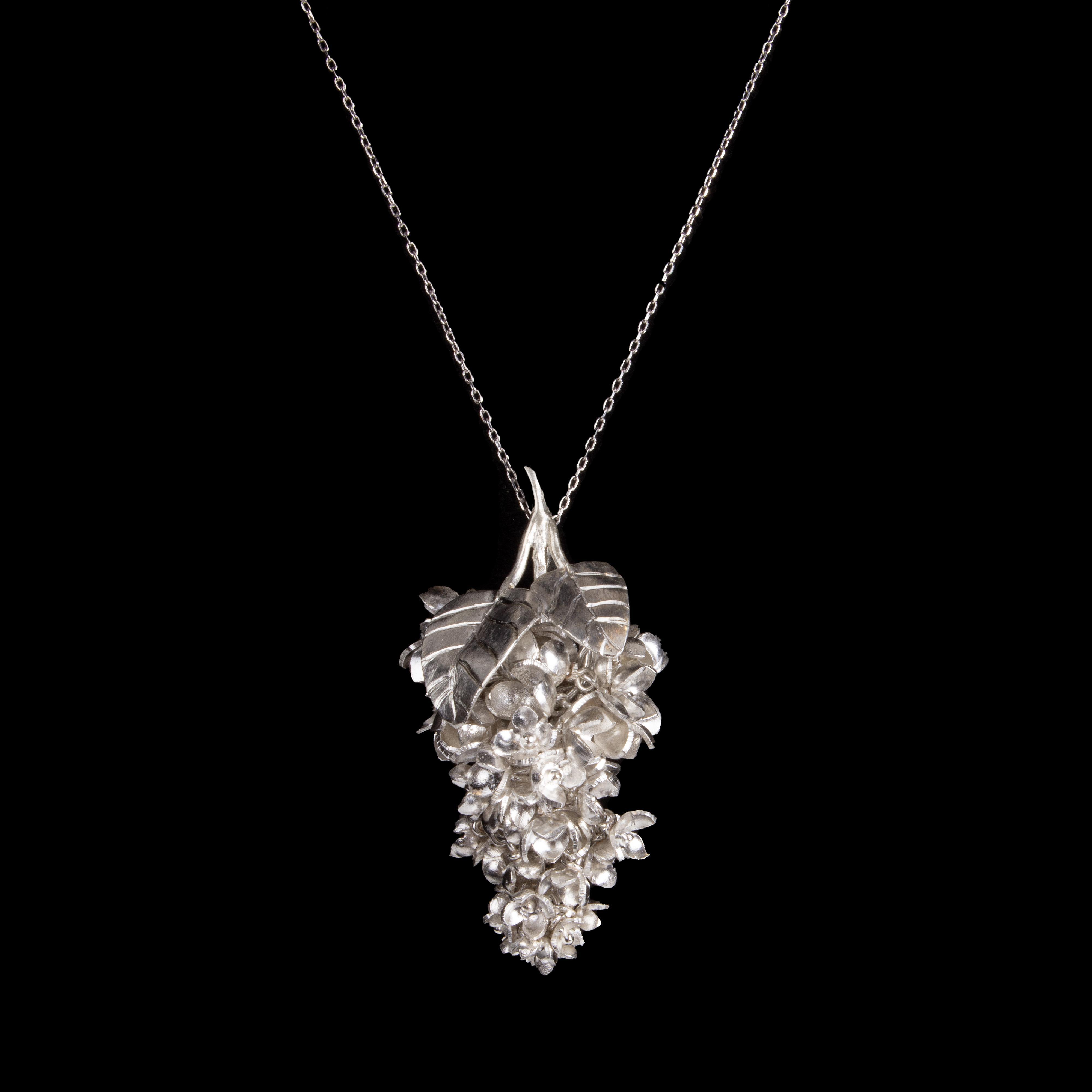 LEYLAK KOLYE (28.7 GR)