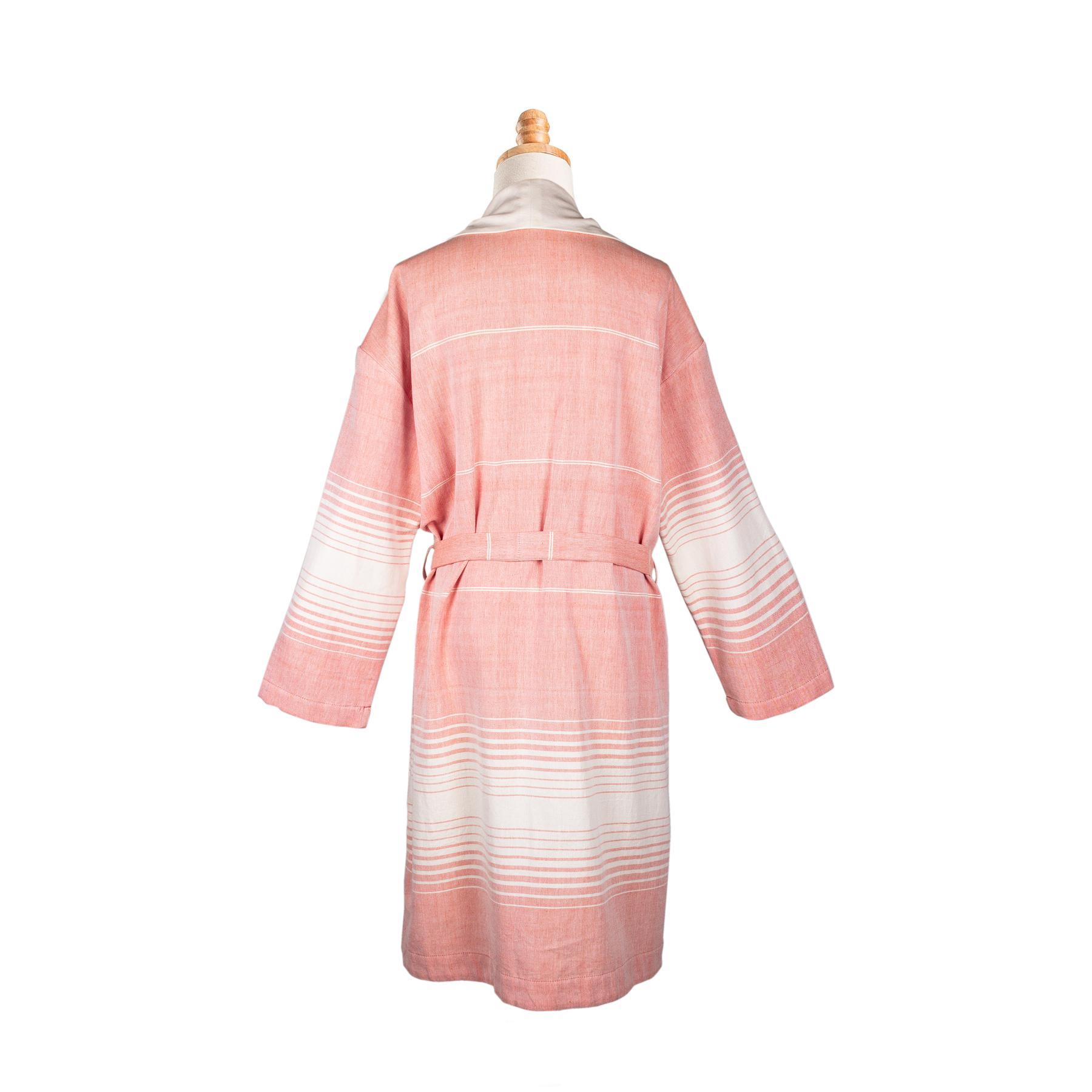 PEMBE BORNOZ