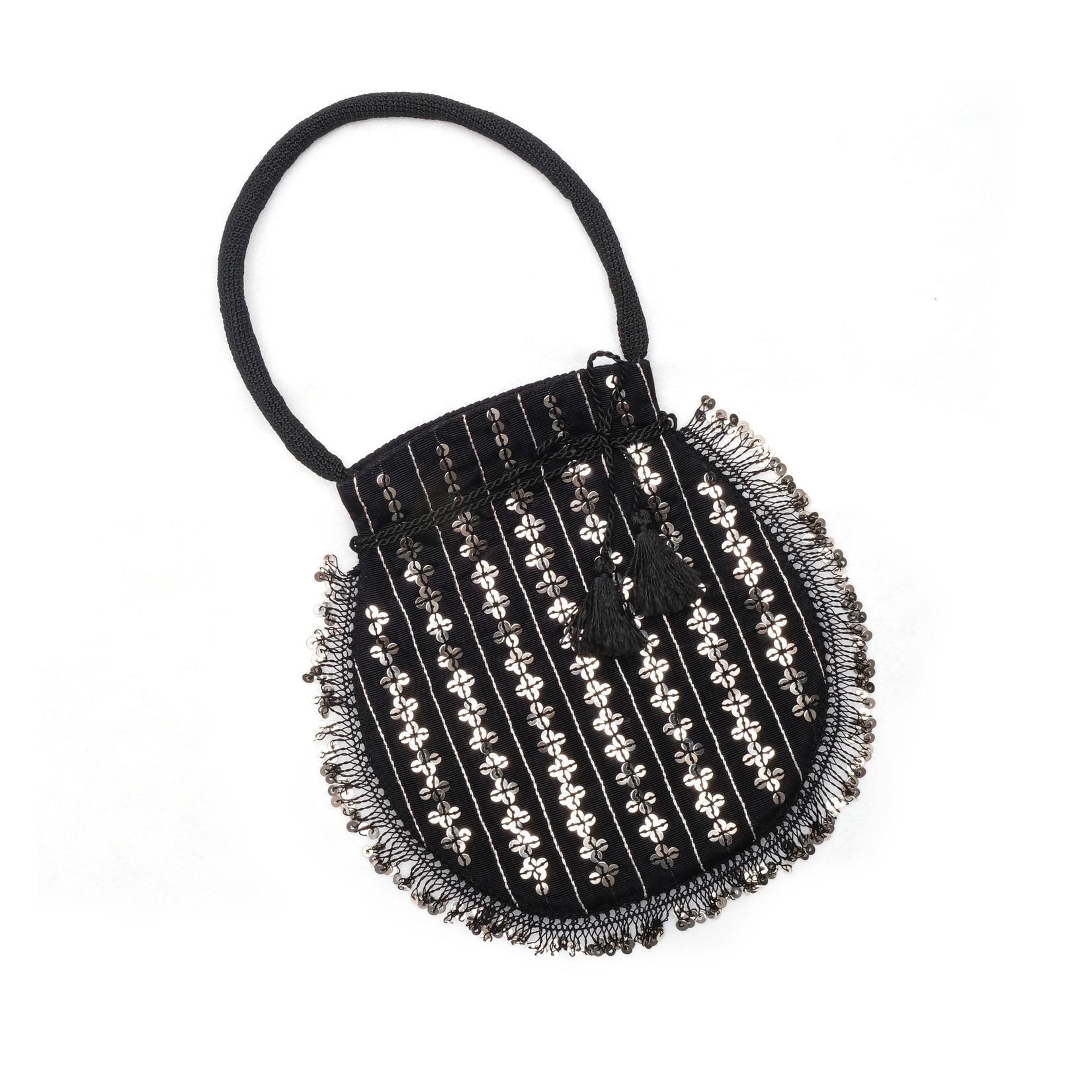 SİYAH PULLU ÇANTA 2