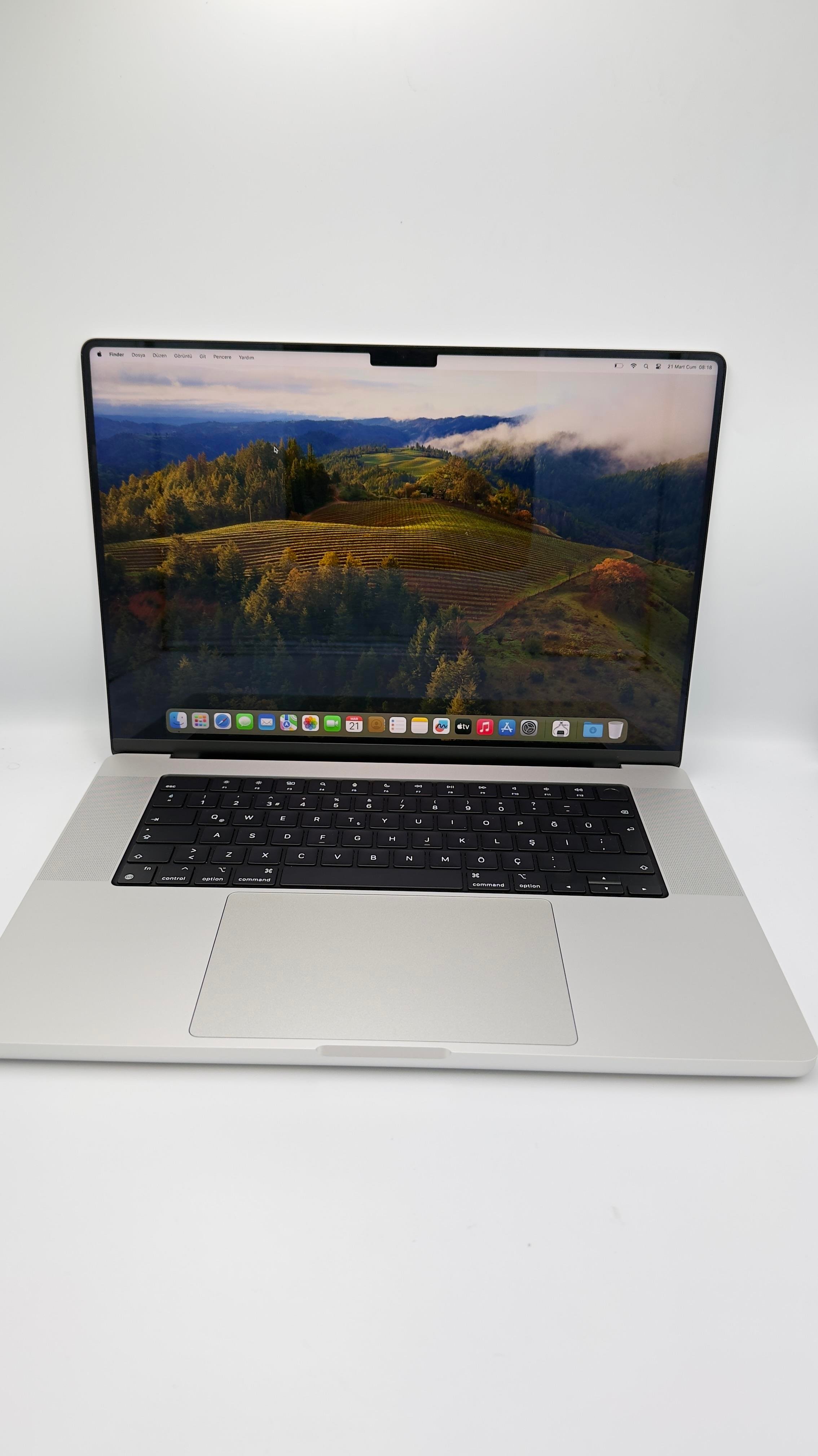MK1E3TU/A_2ND - MacBook Pro 16-inch, 2021 MBP 16.0 SILVER 10C CPU