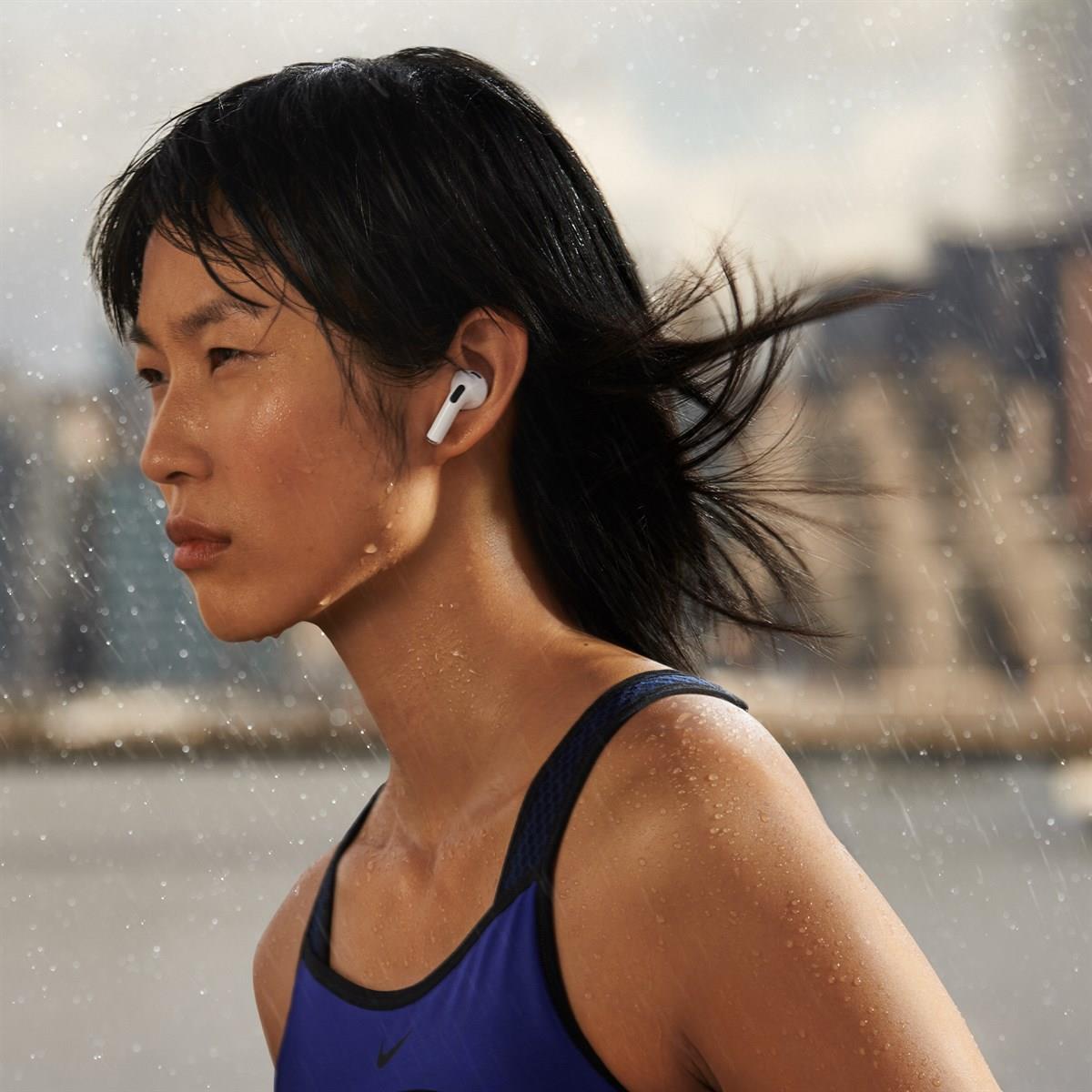 AirPods (3. nesil) ve Lightning Şarj Kutusu MPNY3TU/A