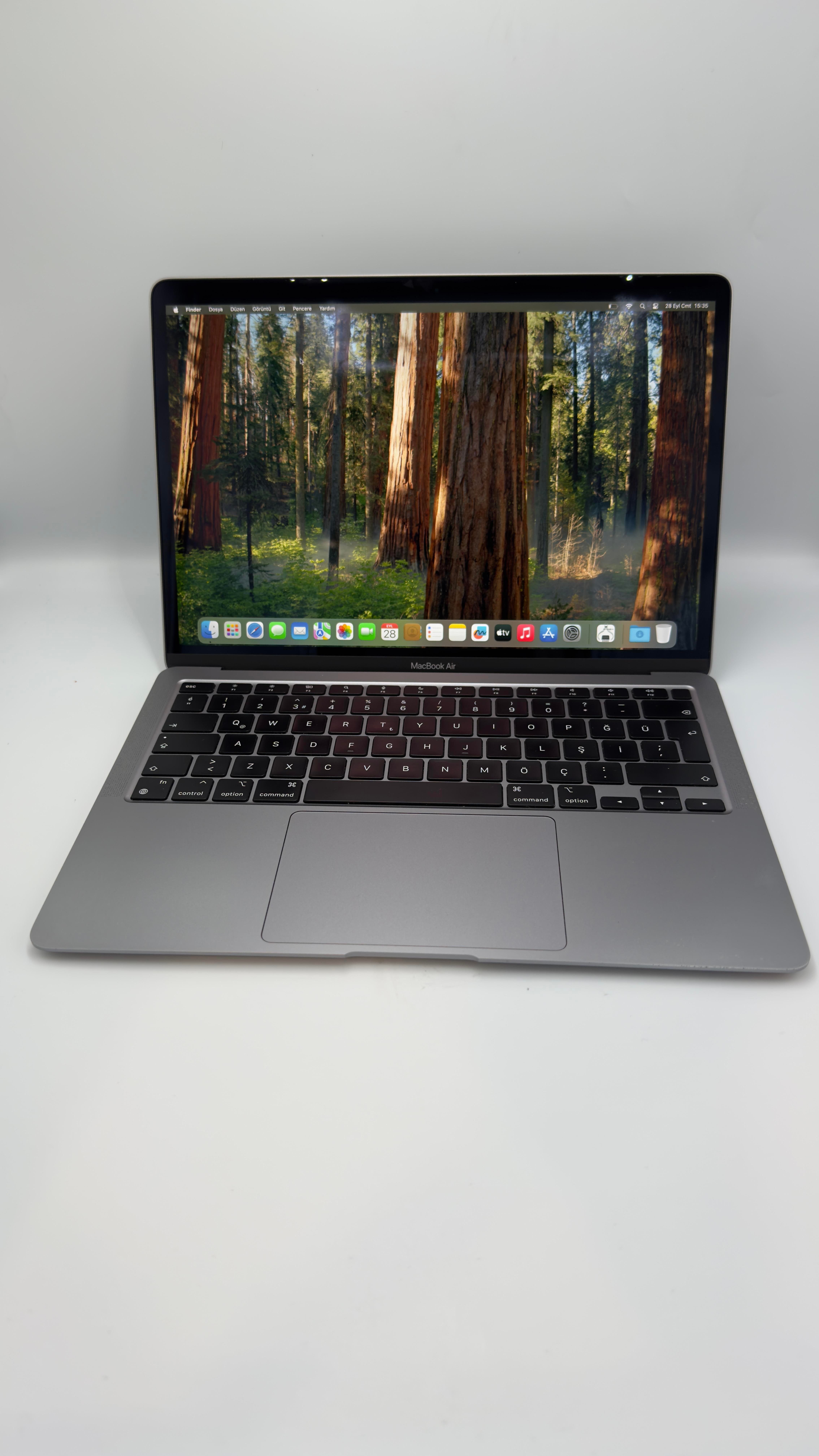 MacBook Air (M1,2020)  13.3 GRAY 8C CPU 7C GPU 16GB 256GB Z1240009KTU/A_2ND