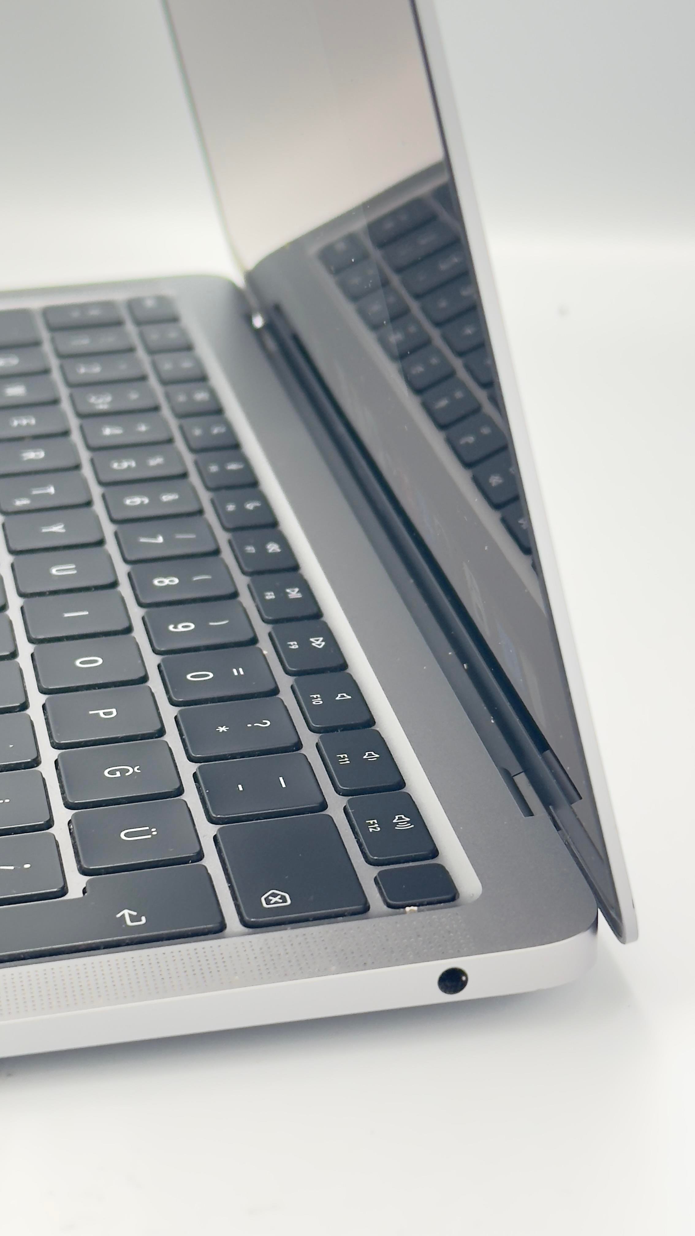 MacBook Air (M1,2020) 13.3 GRAY 8C CPU 7C GPU 16GB 256GB Z1240009KTU/A_2ND
