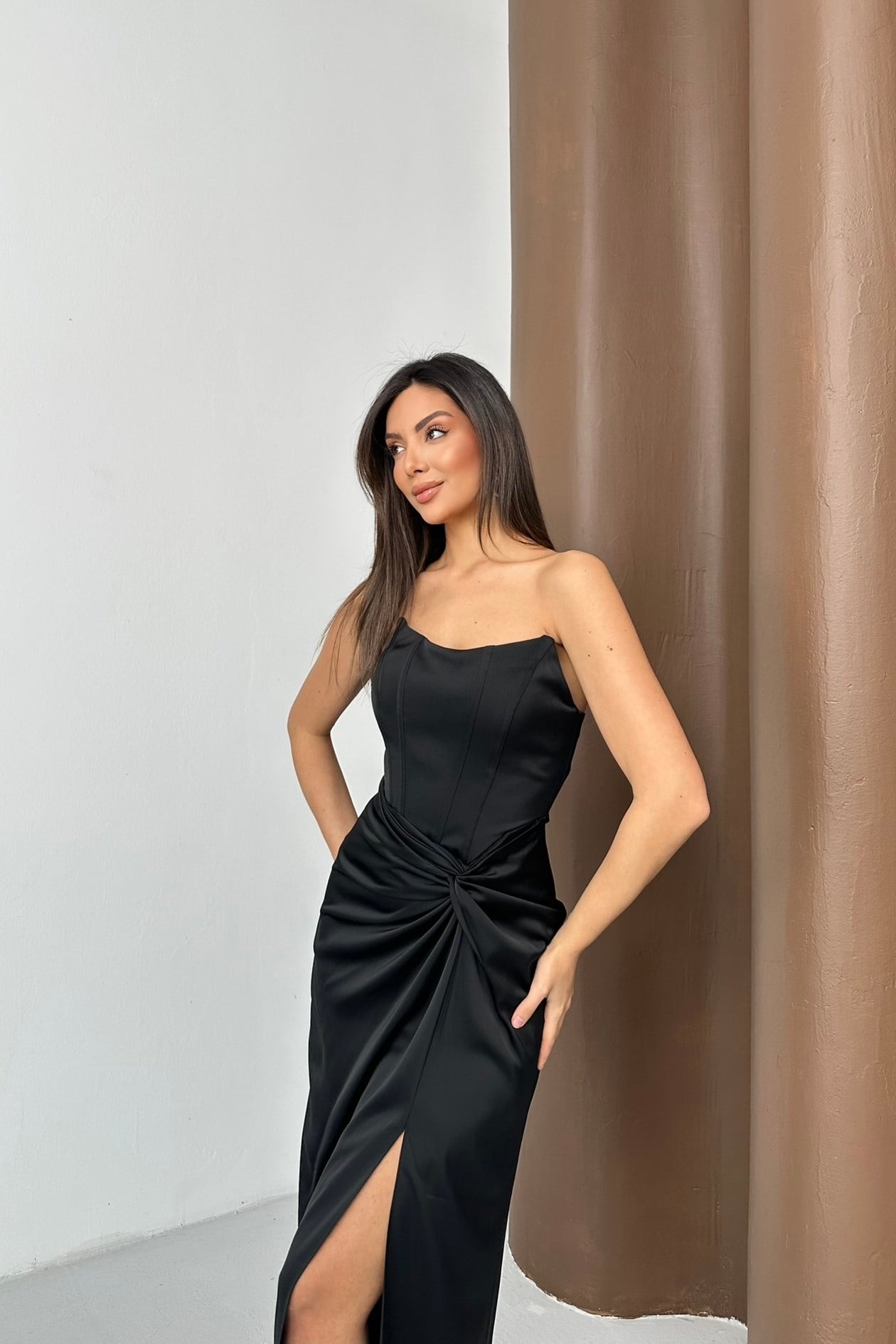 Bel Düğümlü Zara Saten Straplez Abiye Elbise - Siyah