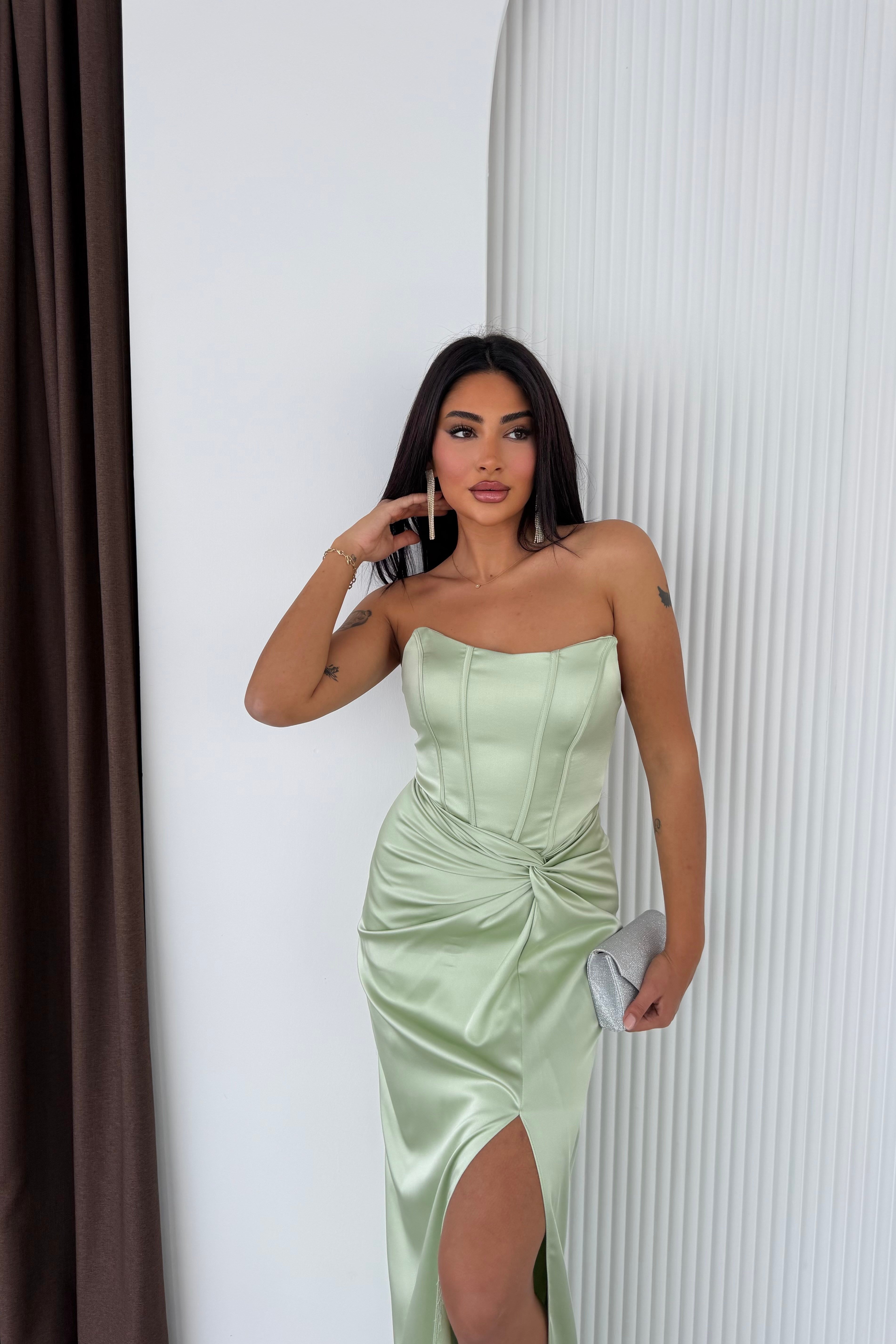 Bel Düğümlü Zara Saten Straplez Abiye Elbise - Fıstık Yeşili