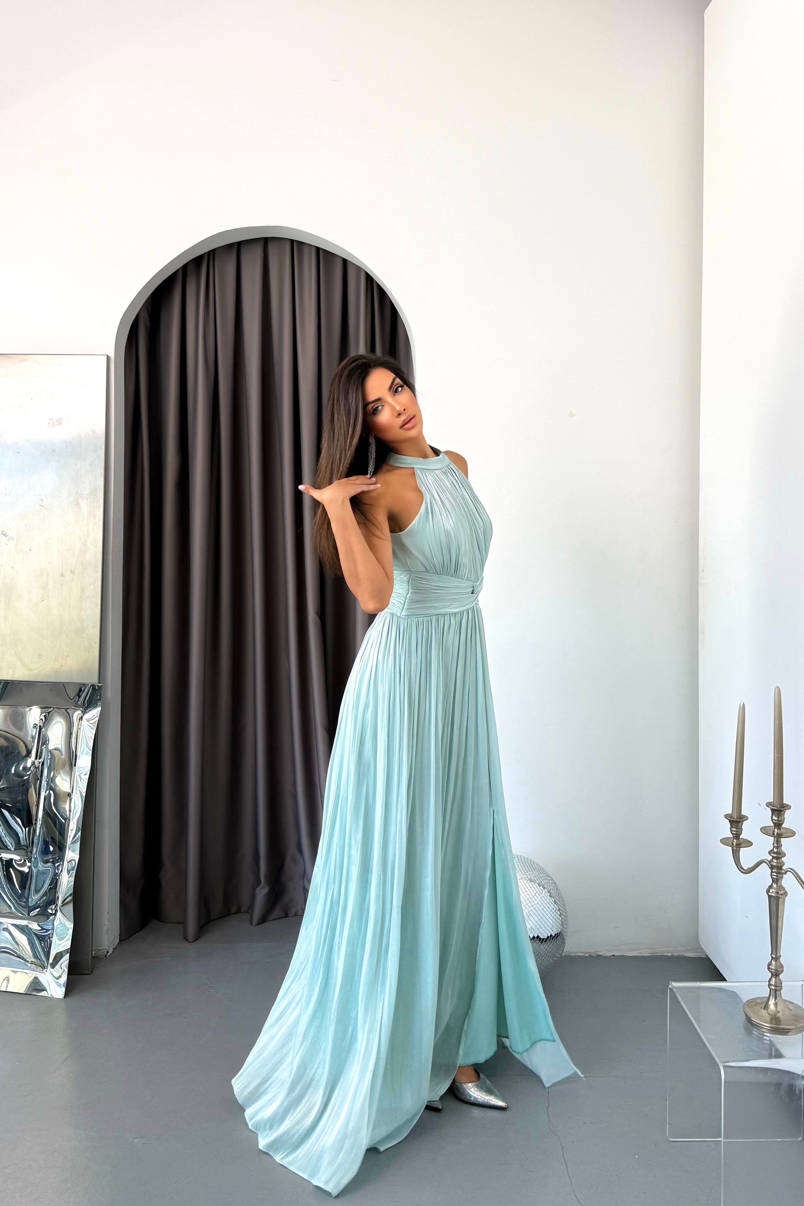 Halter Yaka Organze Janjan Beli Büzgülü Abiye Elbise -Mint