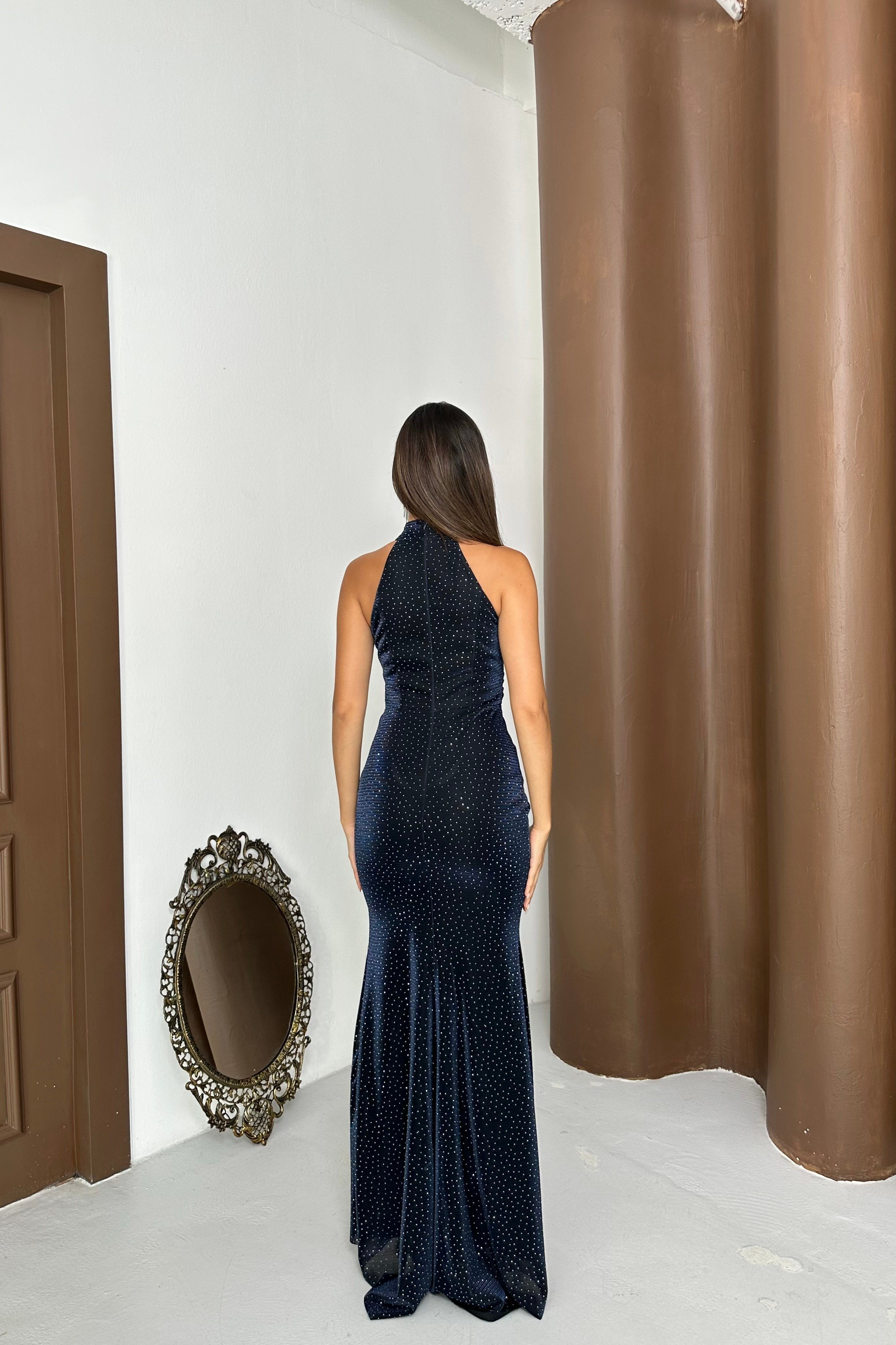 Halter Yaka Pırıltılı Taş Baskılı Jakar Kumaş Abiye Elbise - Lacivert