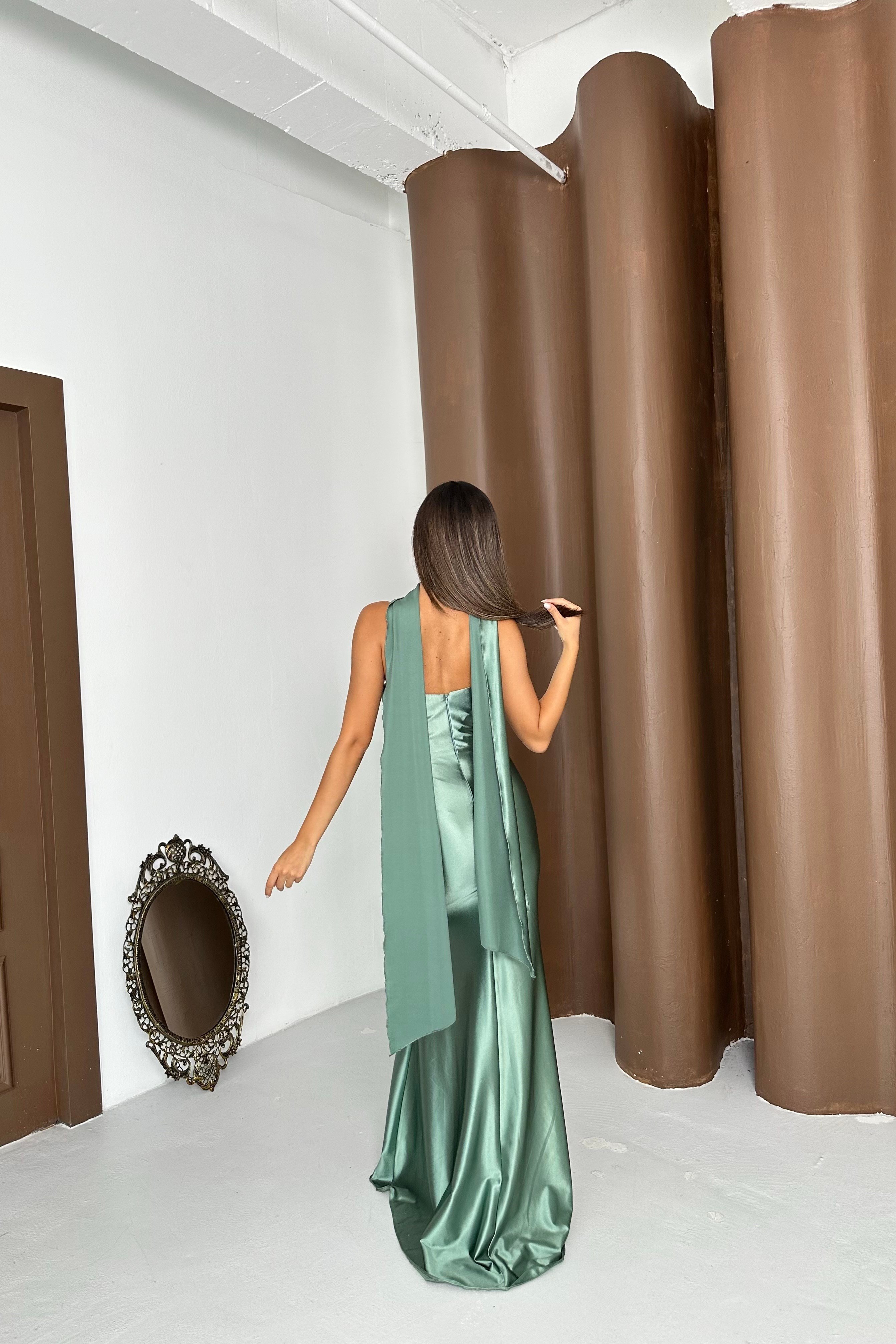 Şallı Ve Balenli Straplez Örme Saten Abiye Elbise - Mint Yeşili