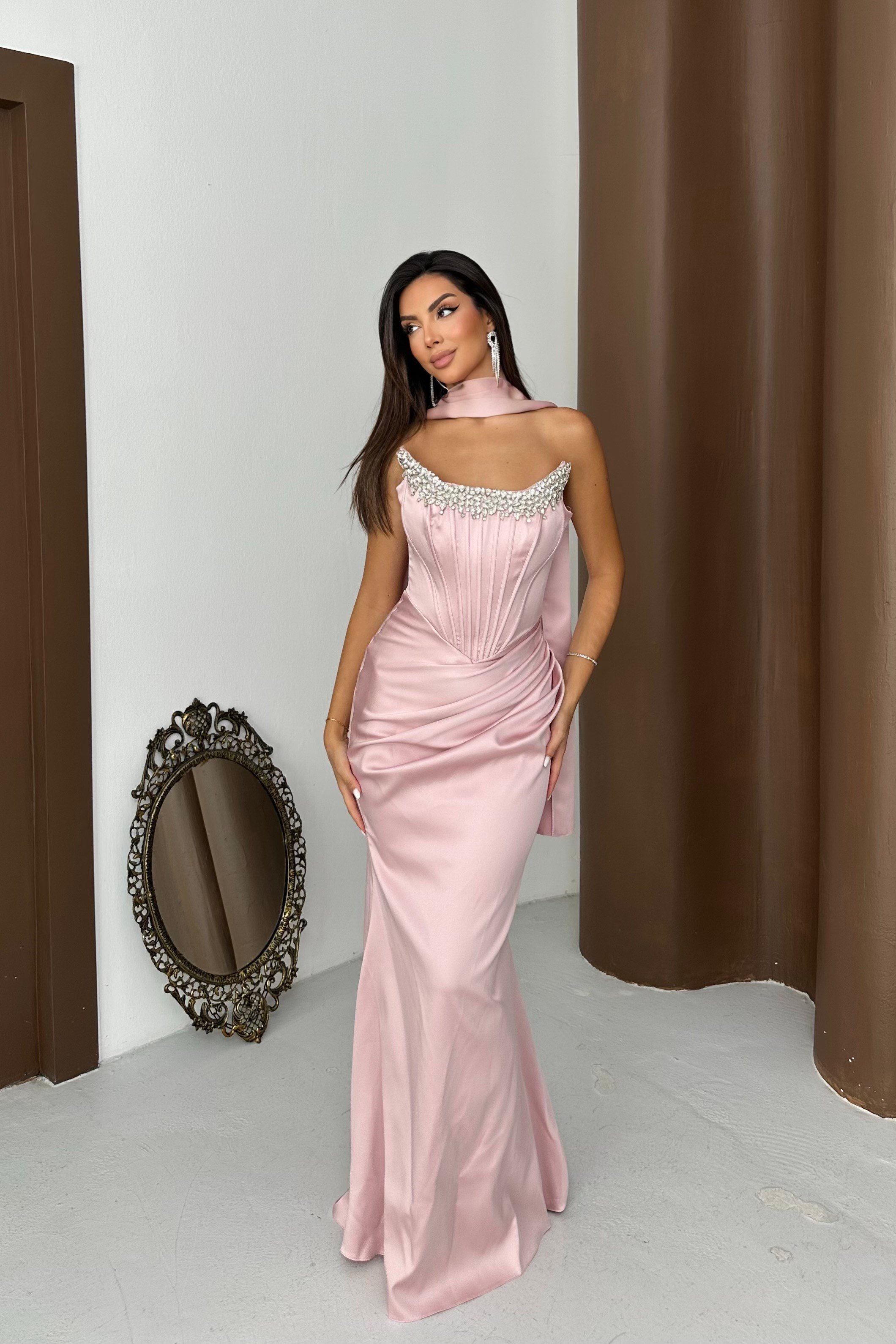 Şallı Ve Taş Detaylı Balenli Tasarım Abiye Elbise - Pudra