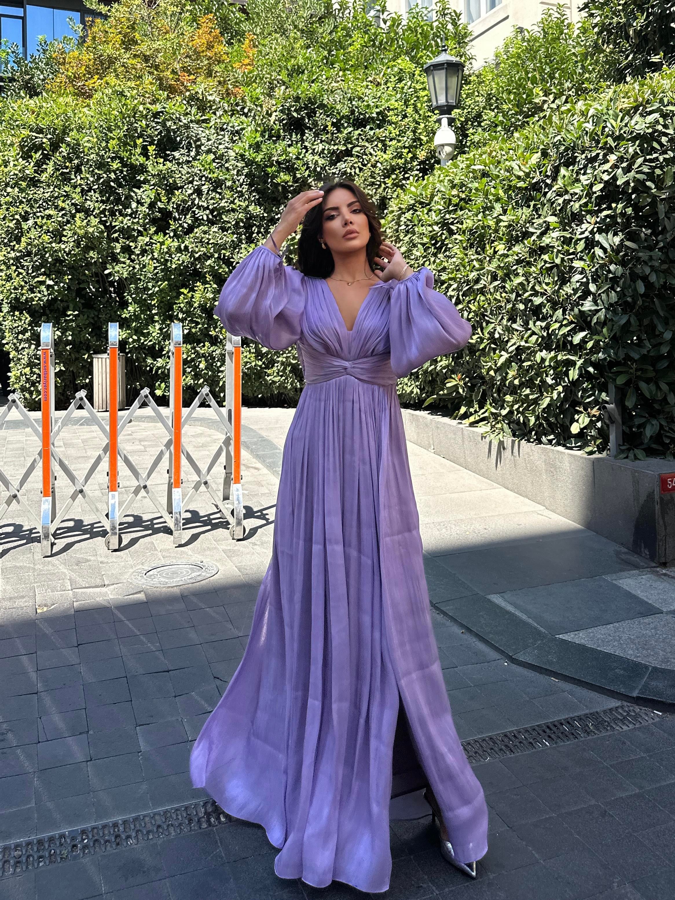 Şık Uzun Kollu Tasarım Abiye Elbise Valentino - Lila