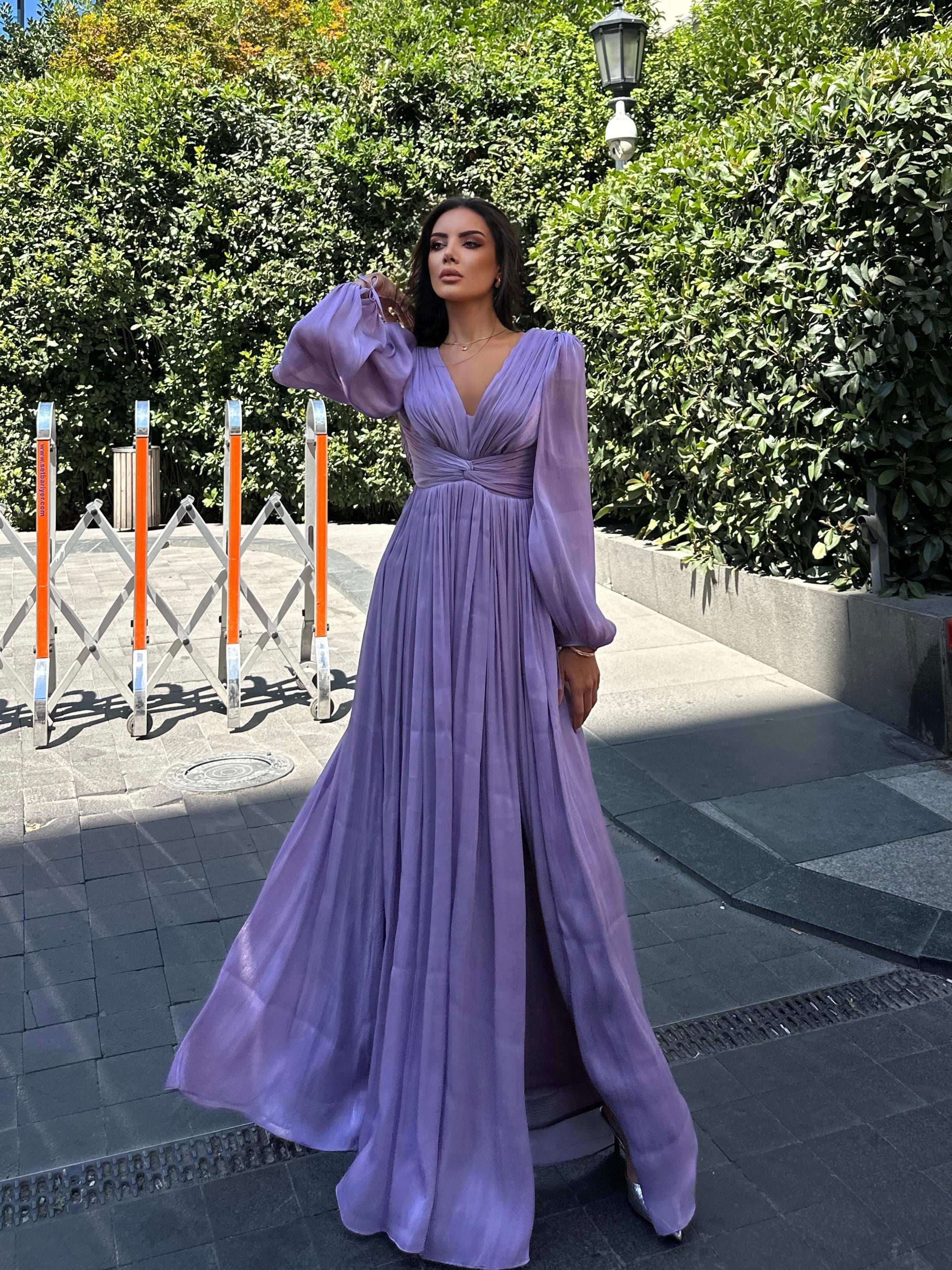 Şık Uzun Kollu Tasarım Abiye Elbise Valentino - Lila