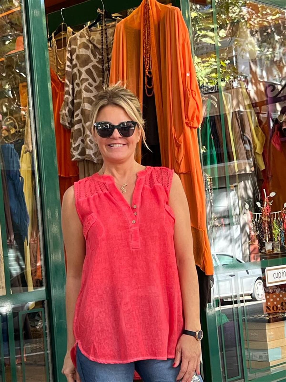 Dantelli Kolsuz Bluz