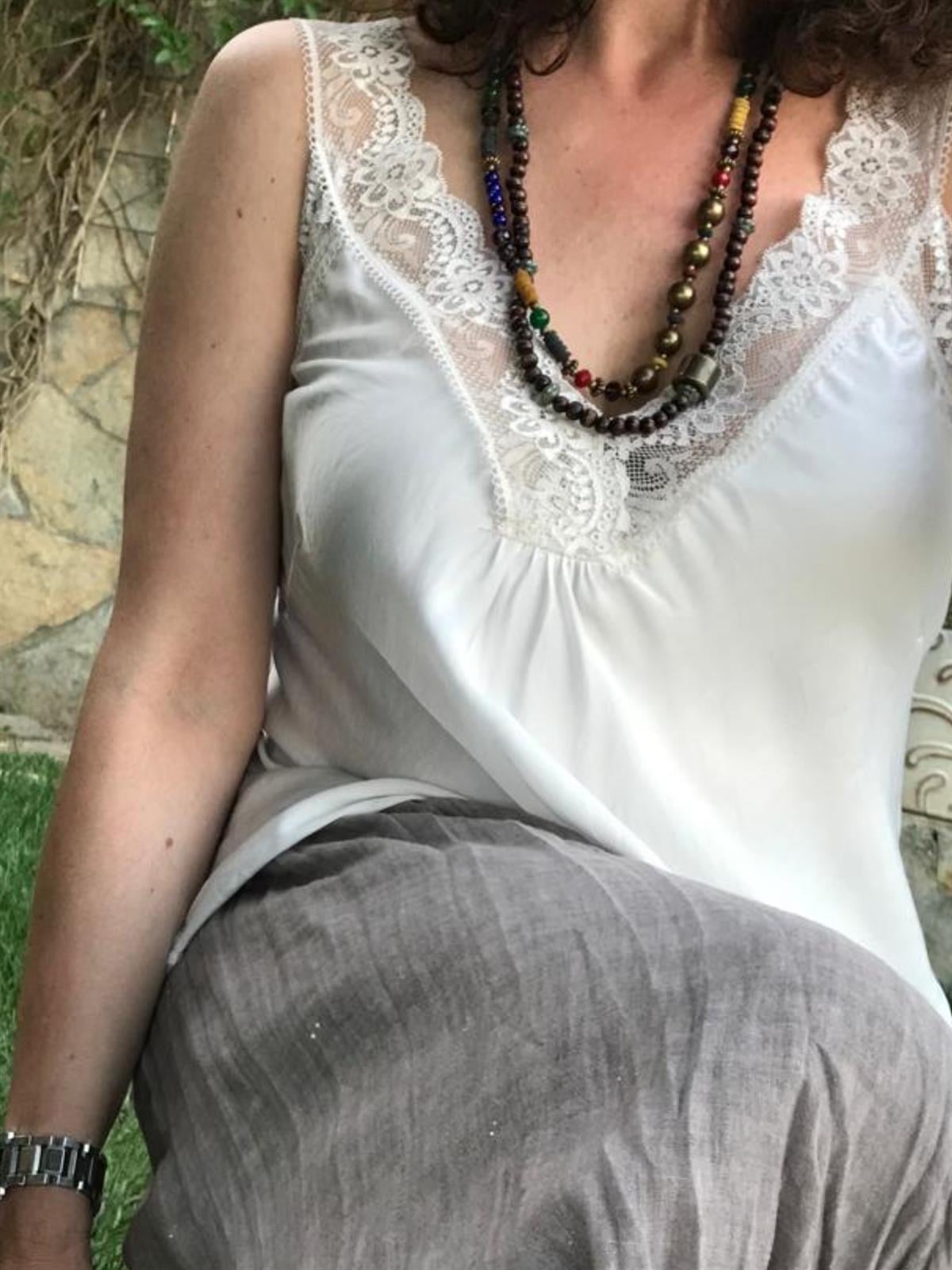 İpek Dantelli Askılı Bluz