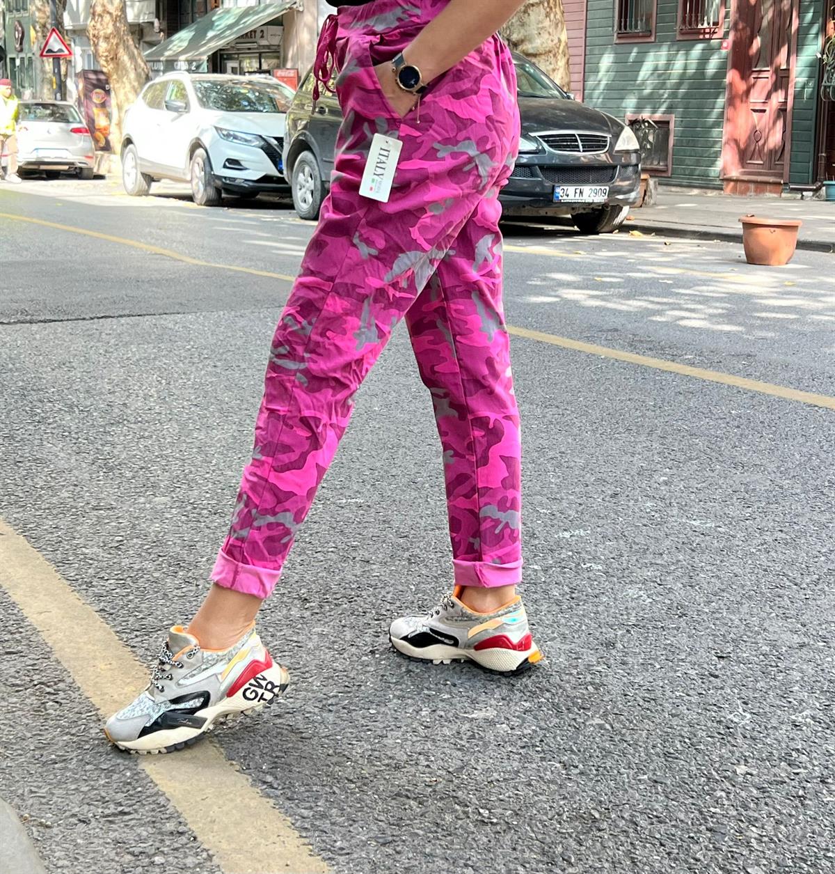 Şeker Pembe İthal Kamuflaj Likralı Pantolon