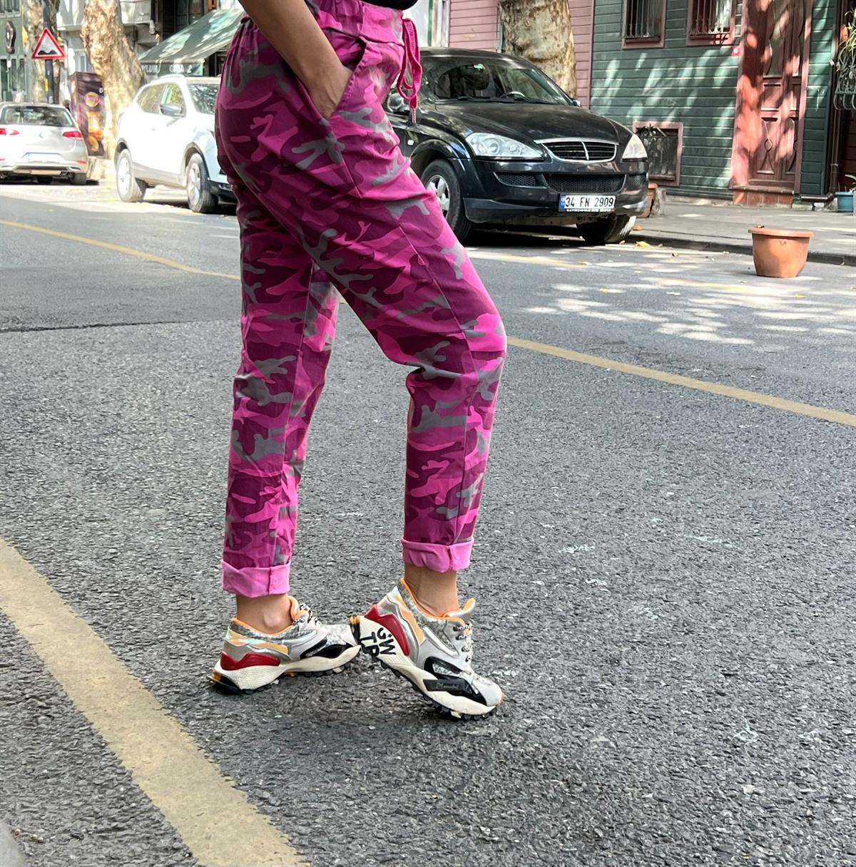 Şeker Pembe İthal Kamuflaj Likralı Pantolon