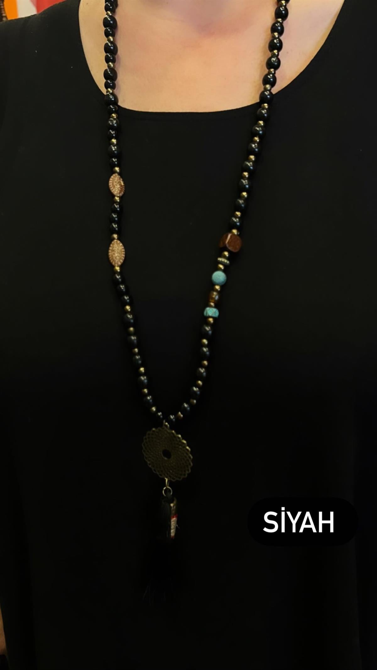 Siyah İyilik Kolyesi