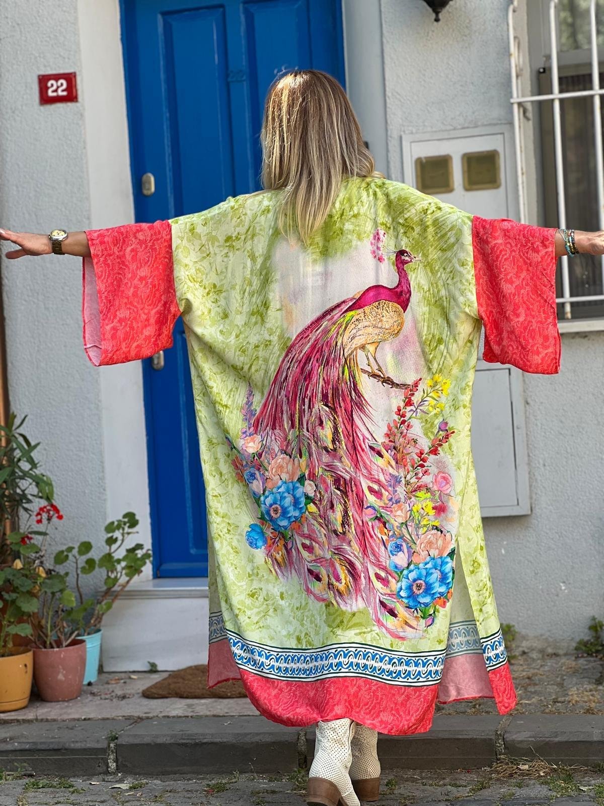 Tavus Kuşu Desen Kimono