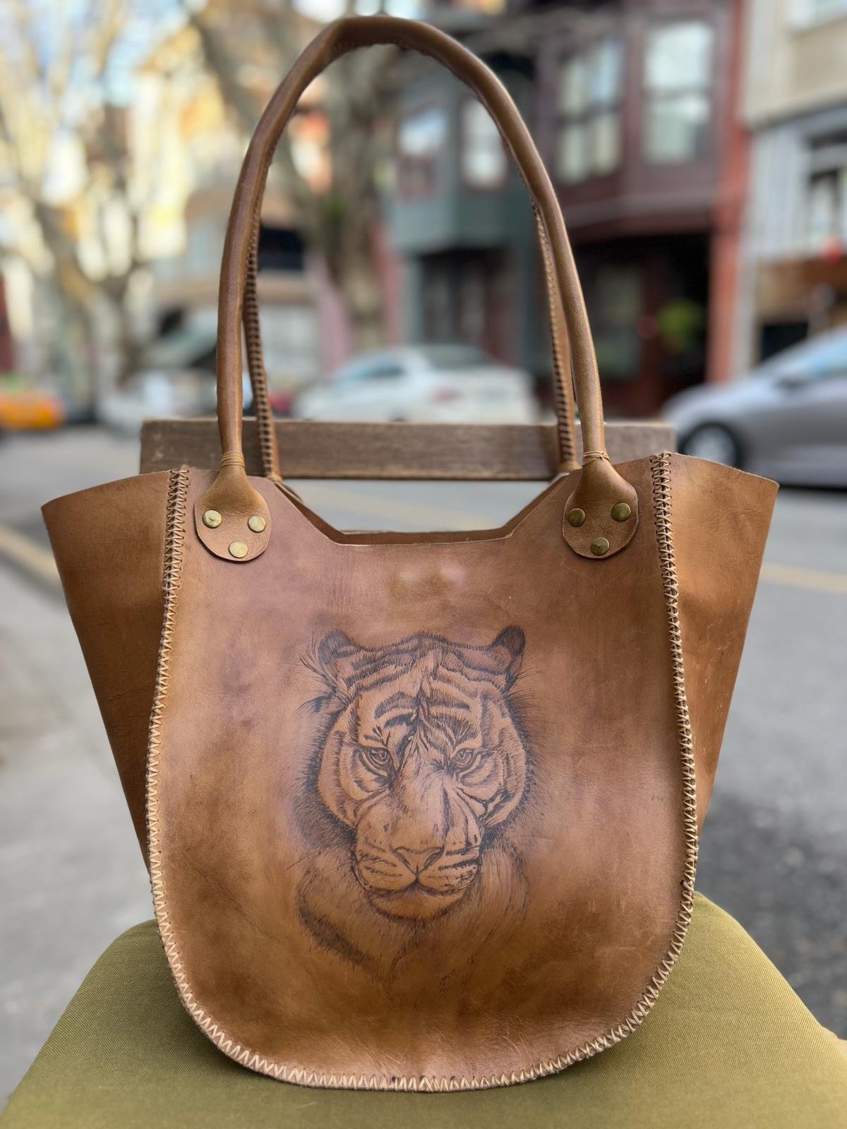Tiger Deri Tasarım Çanta
