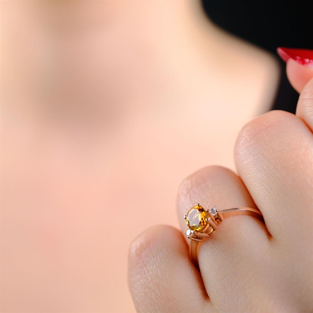 0.07 Karat Pırlanta Oval Citrine Yüzük
