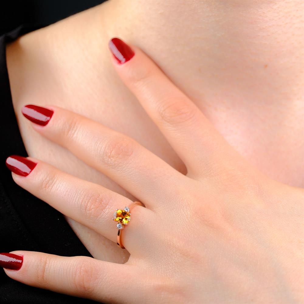 0.07 Karat Pırlanta Oval Citrine Yüzük