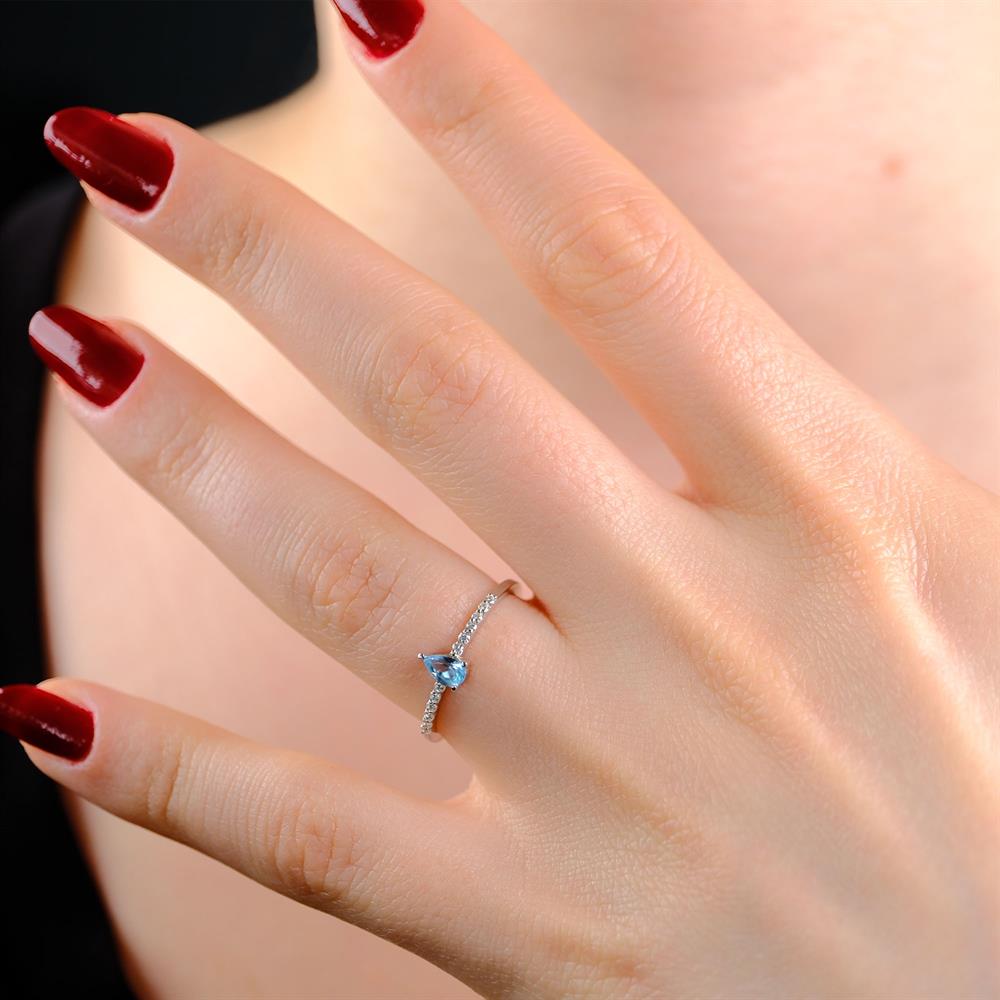 0.08 Karat Pırlanta Damla Blue Topaz Yüzük