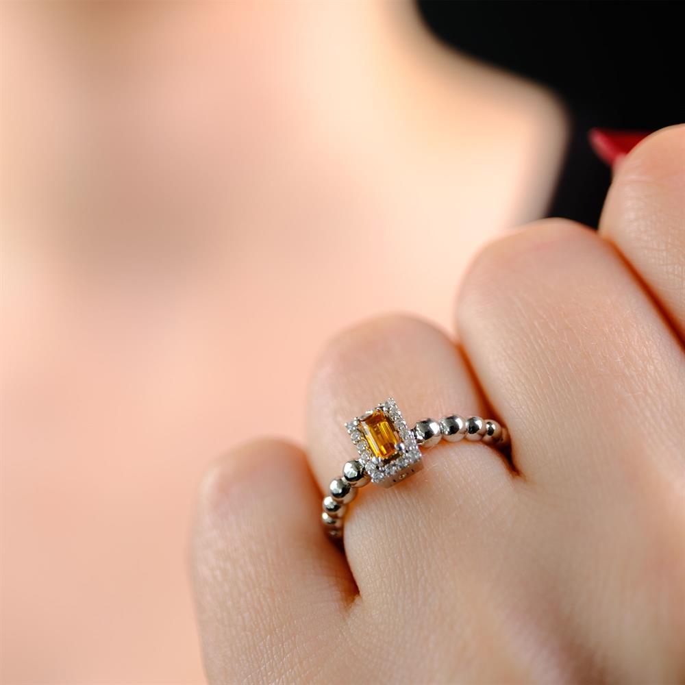 0.10 Karat Pırlanta Baget Citrine Yüzük