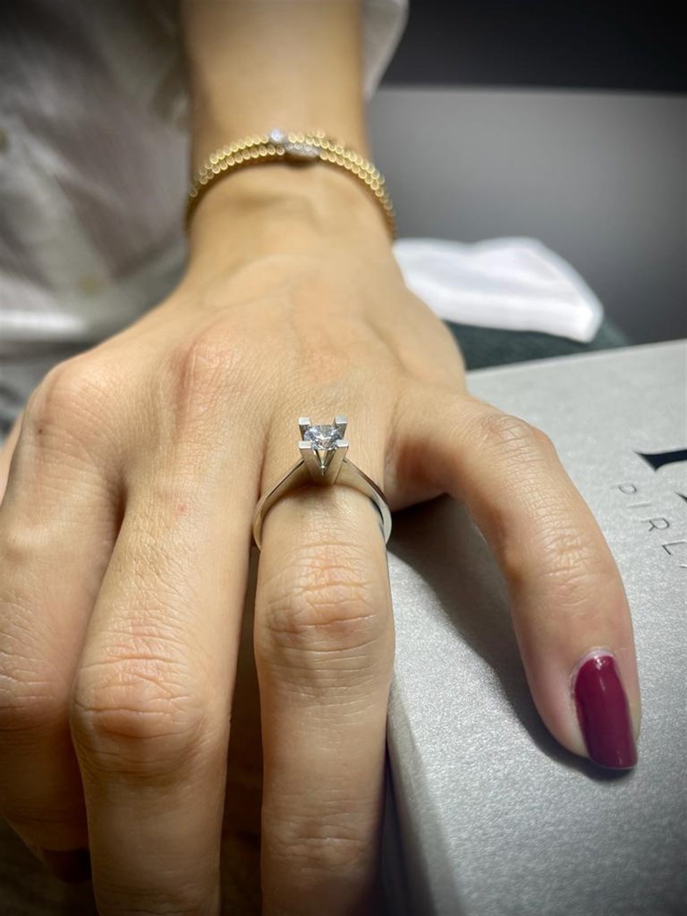 D Renk 0.50 Karat Pırlanta Tektaş Yüzük - HRD SERTİFİKALI