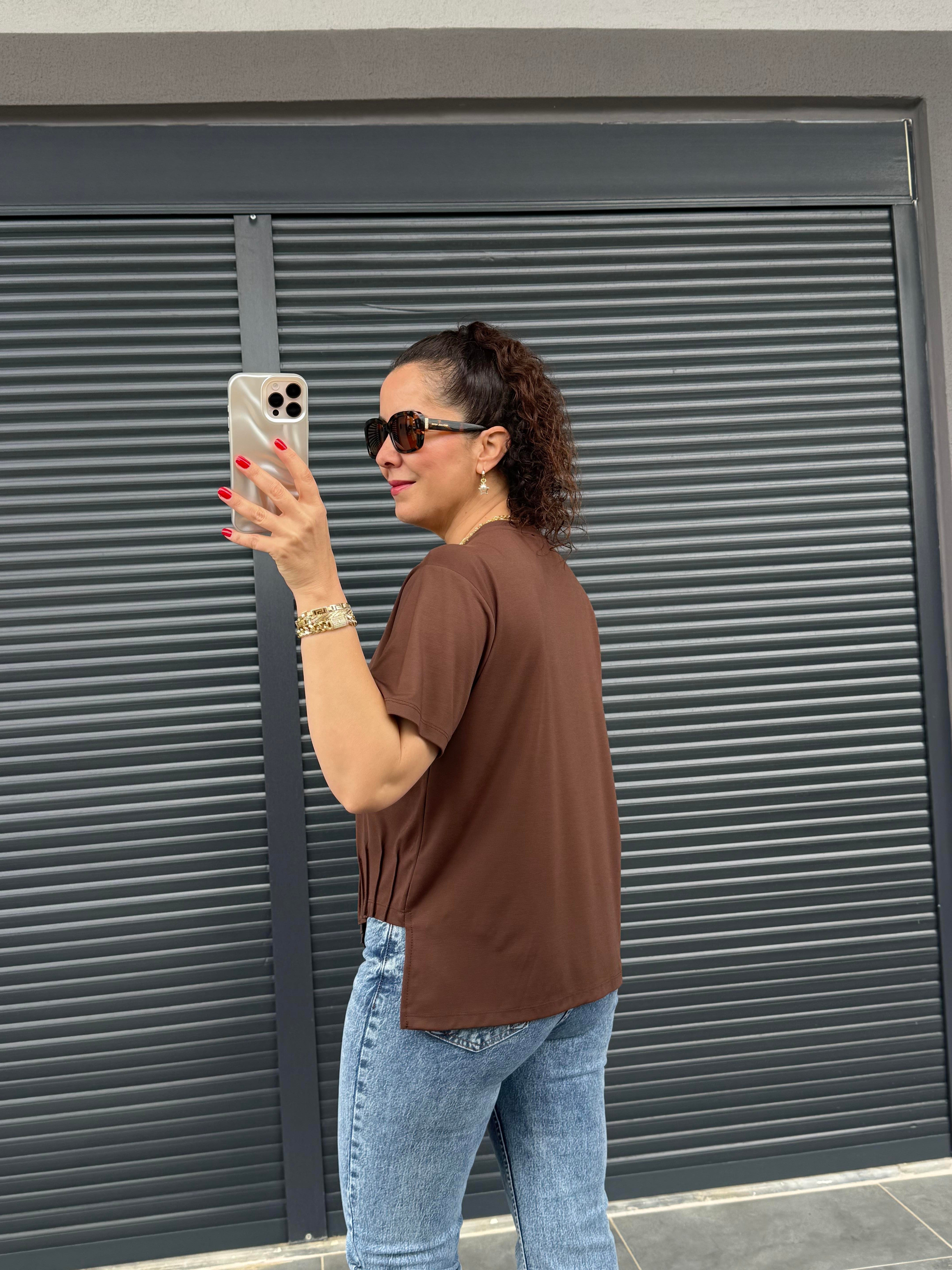 Biye Detaylı Tasarı T-shirt Kahverengi