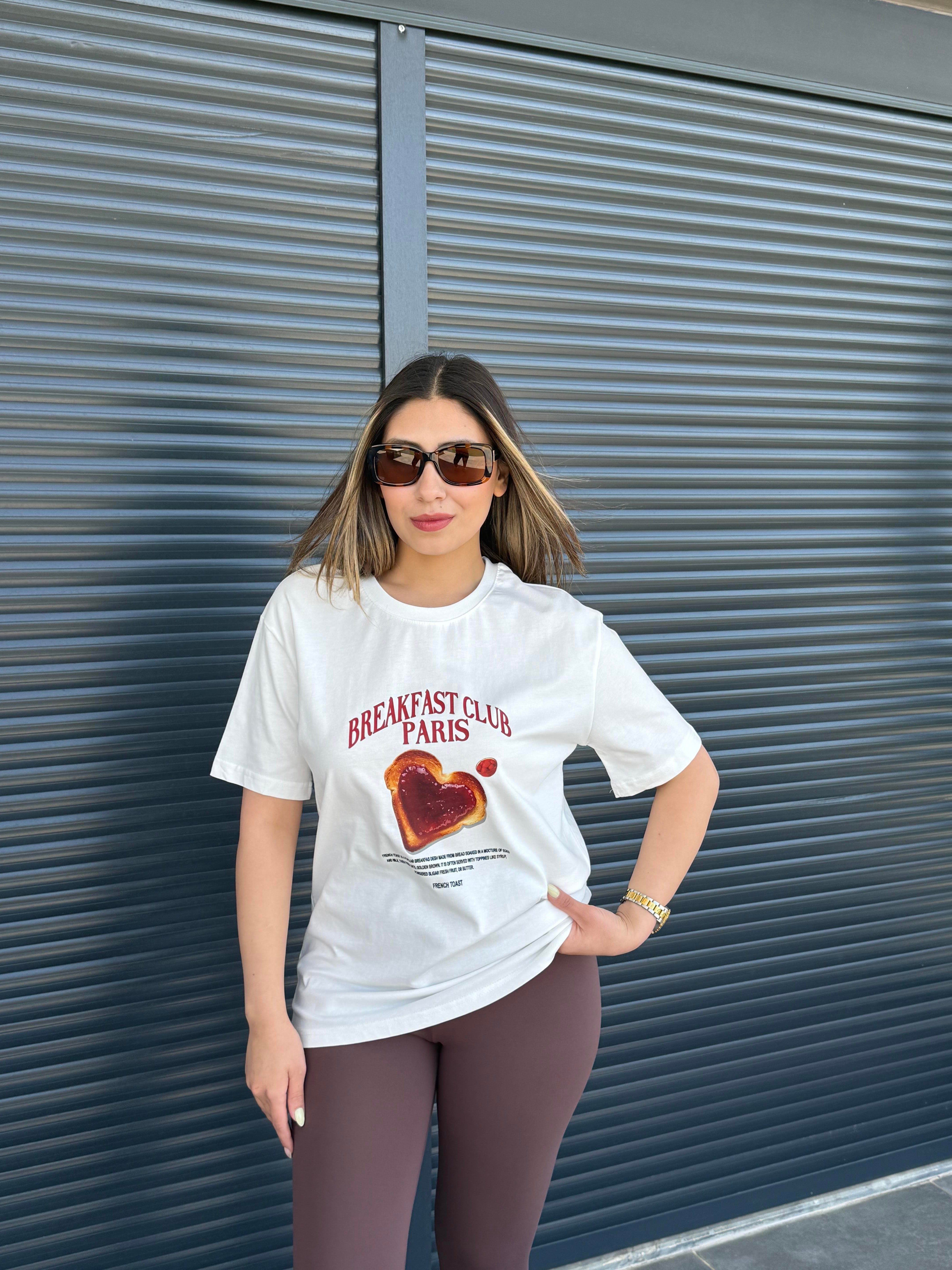Çilekli Ekmek Baskılı T-shirt Beyaz