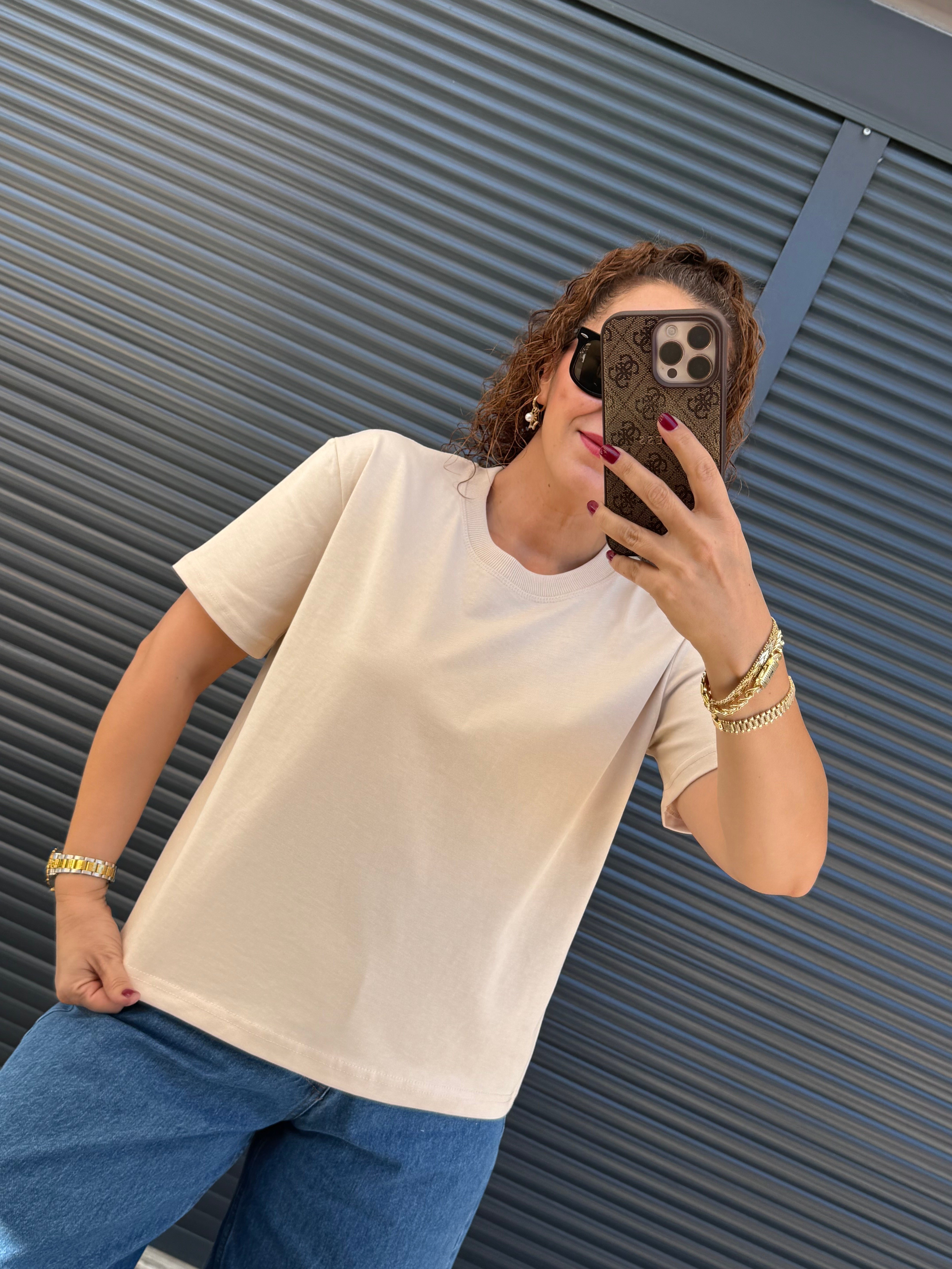 Dilvin Dekoratif Dikişli T-Shirt Taş