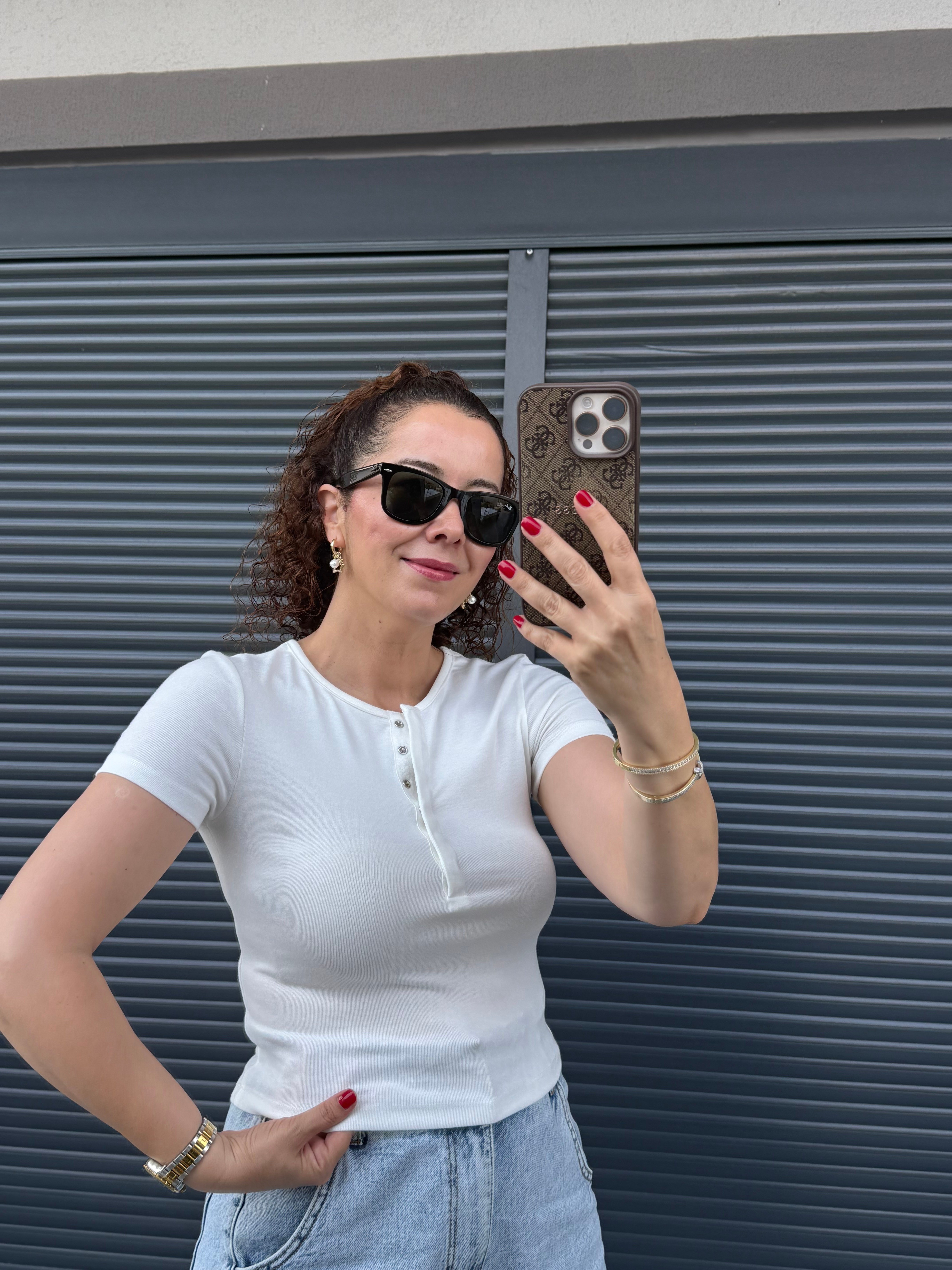 Dilvin Önü Düğmeli Kısa Kollu Bluz Ekru