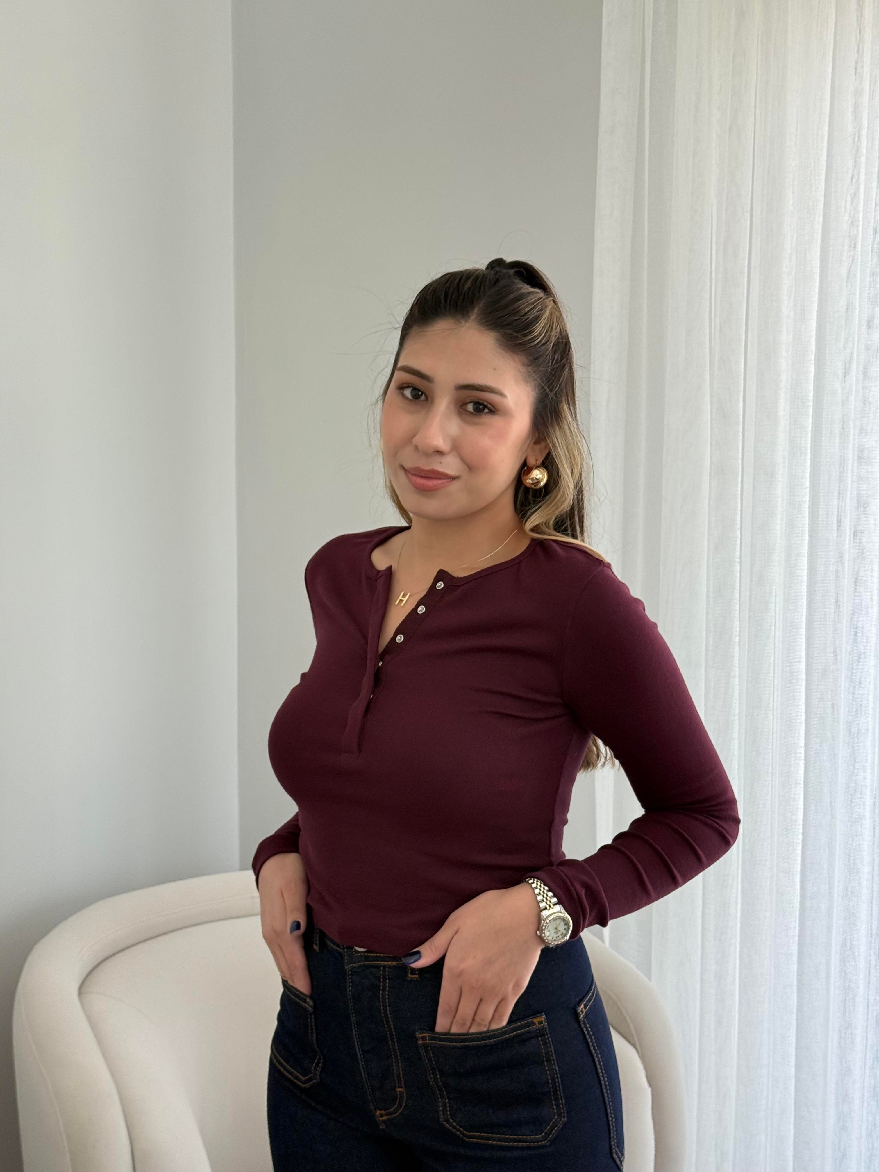 Dilvin Uzun Kollu Çıt Çıt Düğmeli Bluz Bordo
