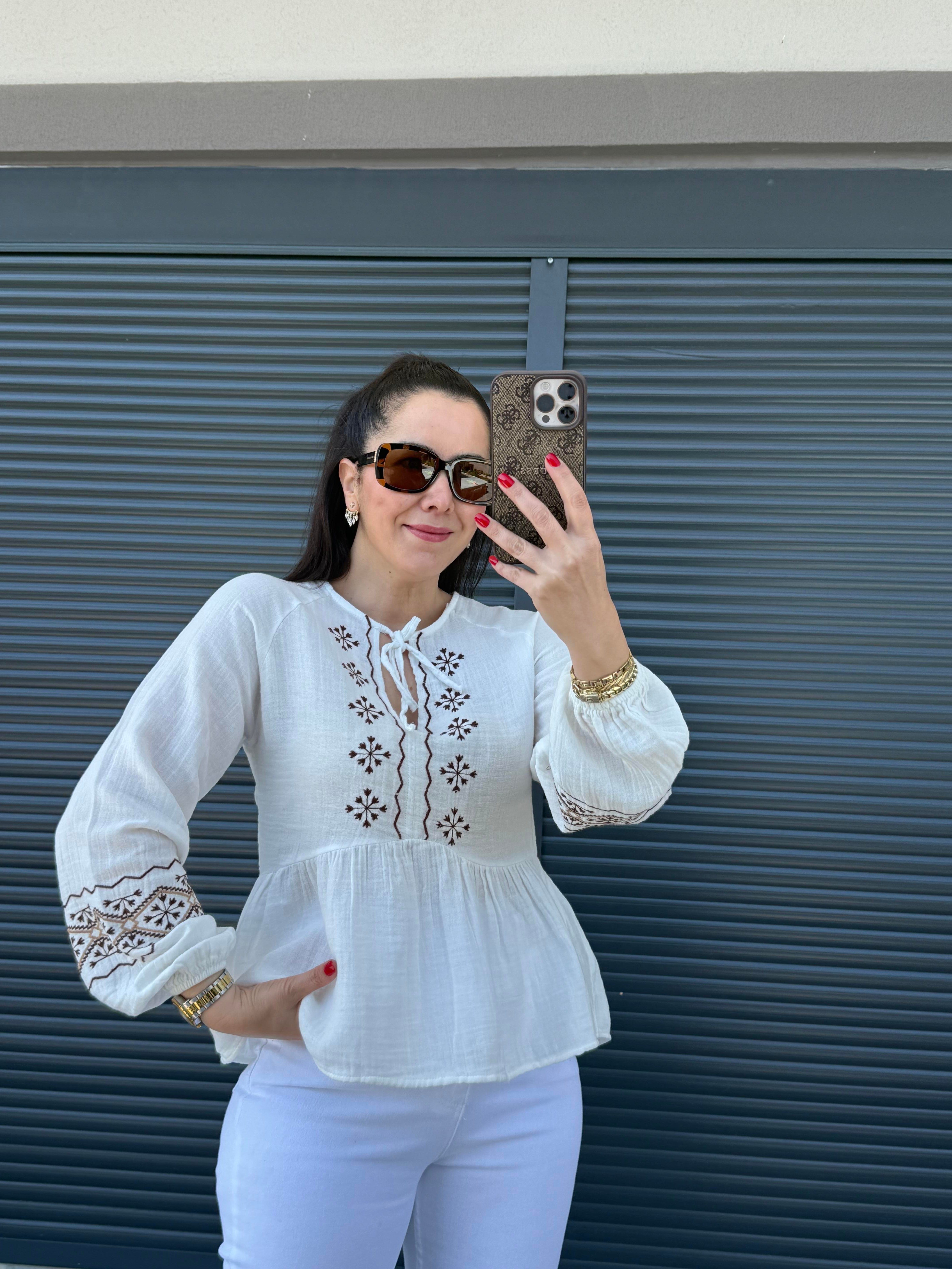 Etnik Desen Nakışlı Müslin Bluz Ekru