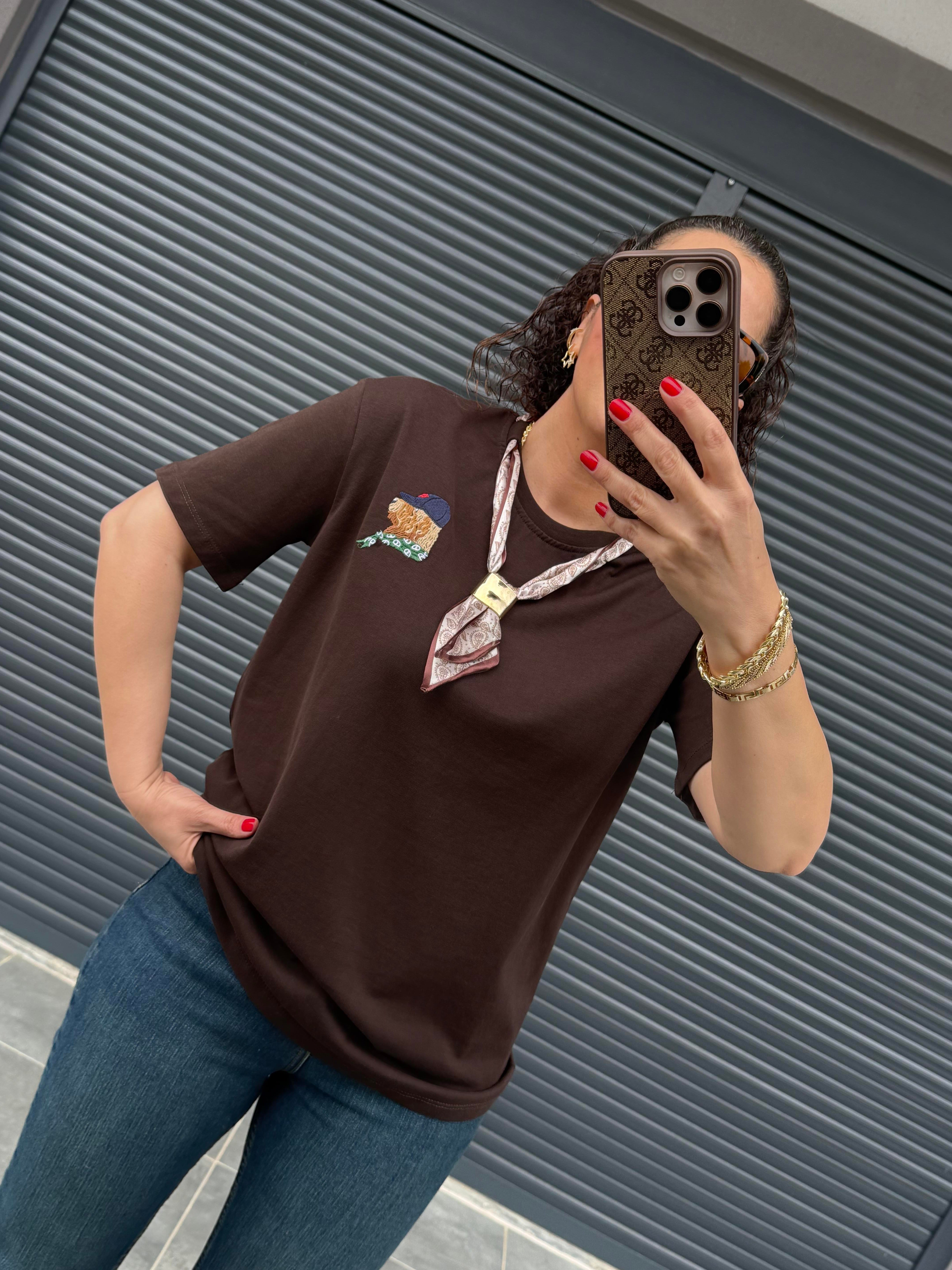Fularlı Basıc T-shirt  Acı Kahve 