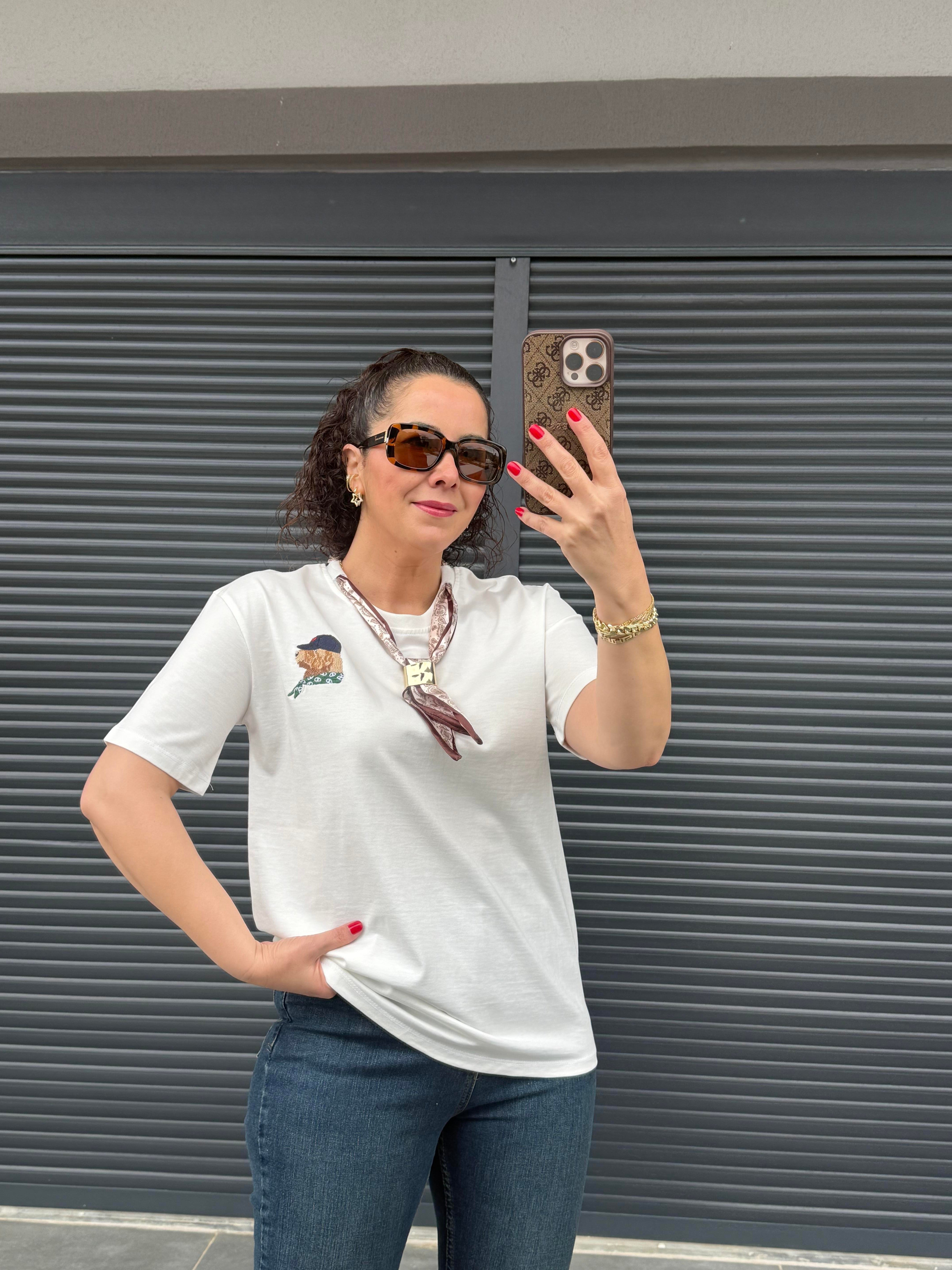 Fularlı Basıc T-shirt Beyaz